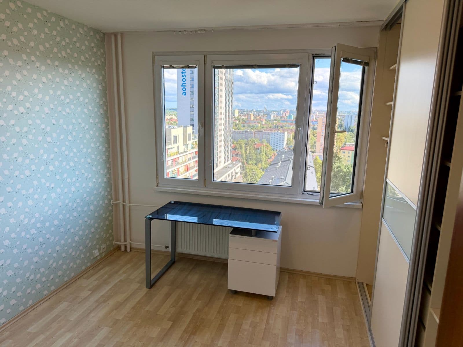 Prenájom bytu 3-izbový 73 m², Počernická, Praha, Praha Prenájom bytu 3-izbový 73 m², Počernická, Praha, Praha