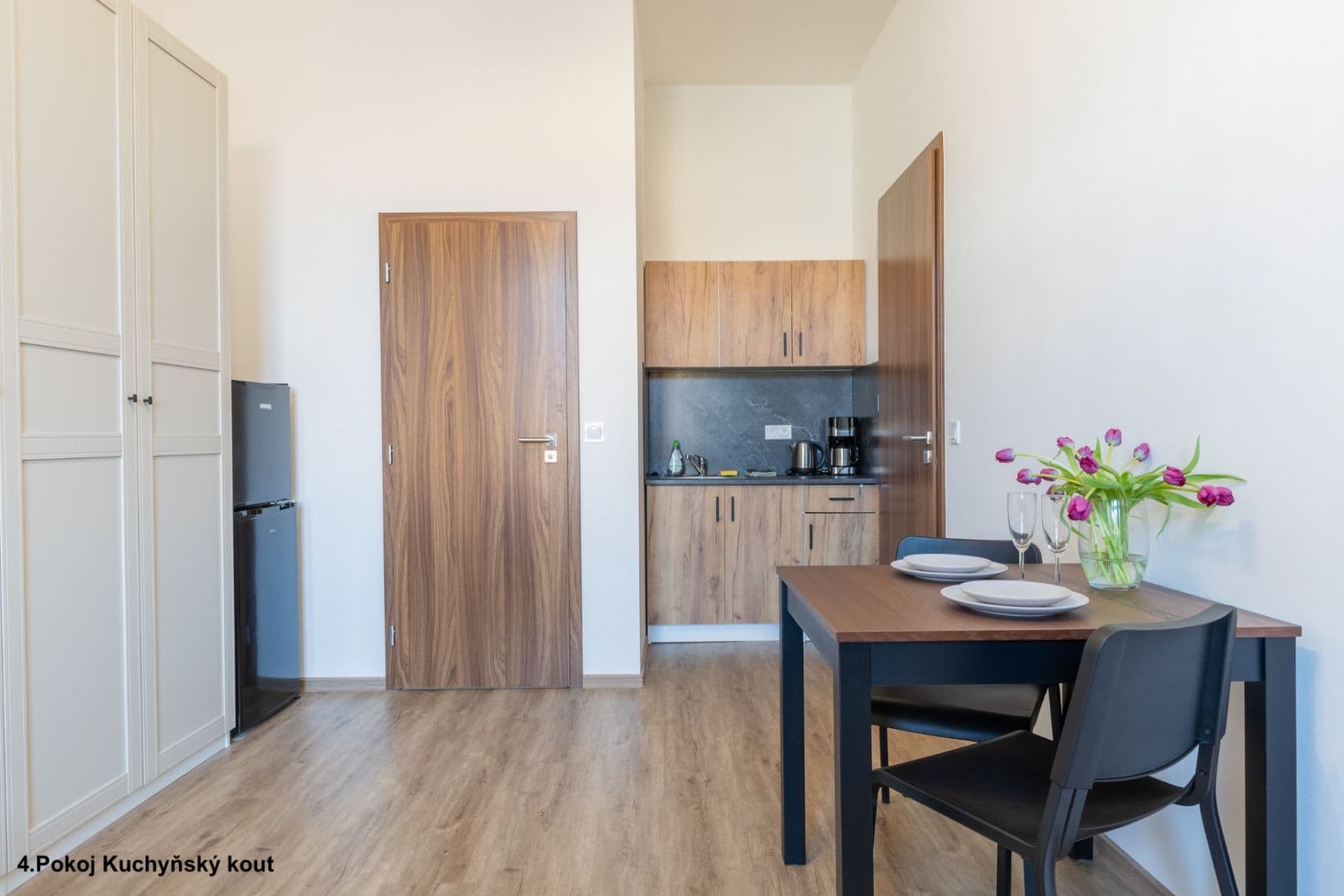 Predaj bytu 4-izbový 115 m², Sokolská, Praha, Praha Predaj bytu 4-izbový 115 m², Sokolská, Praha, Praha