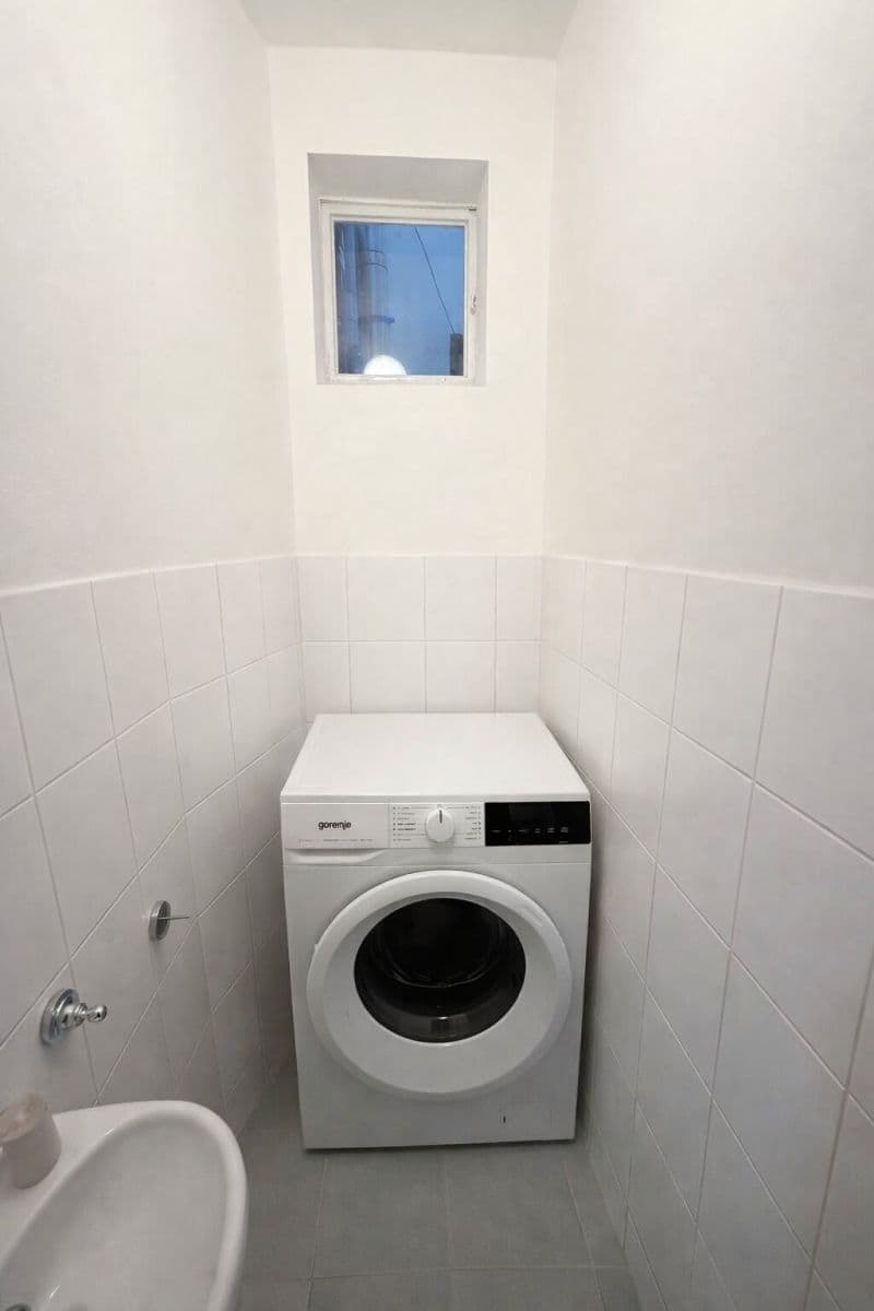 Predaj bytu 4-izbový 115 m², Sokolská, Praha, Praha Predaj bytu 4-izbový 115 m², Sokolská, Praha, Praha