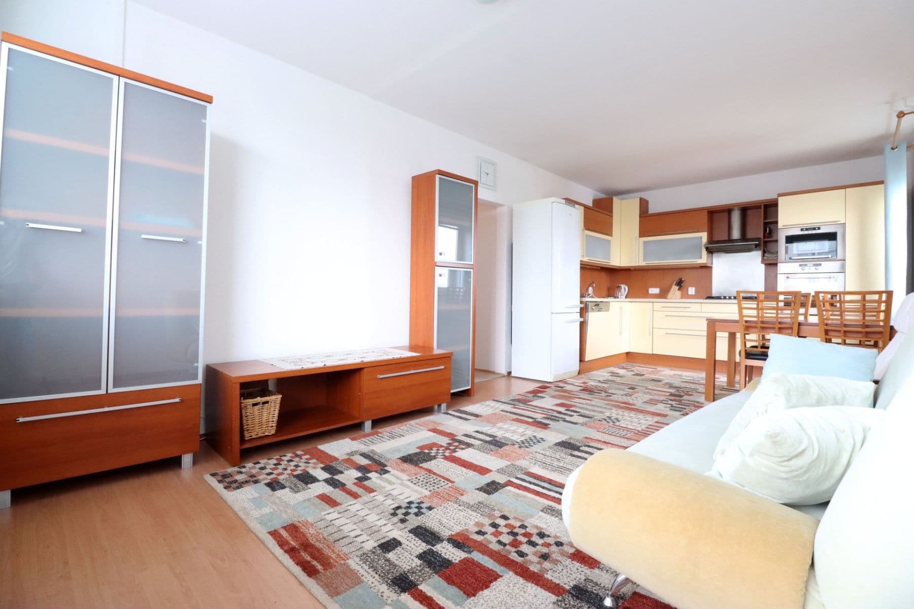 Prenájom bytu 3-izbový 65 m², Vazovova, Praha, Praha Prenájom bytu 3-izbový 65 m², Vazovova, Praha, Praha