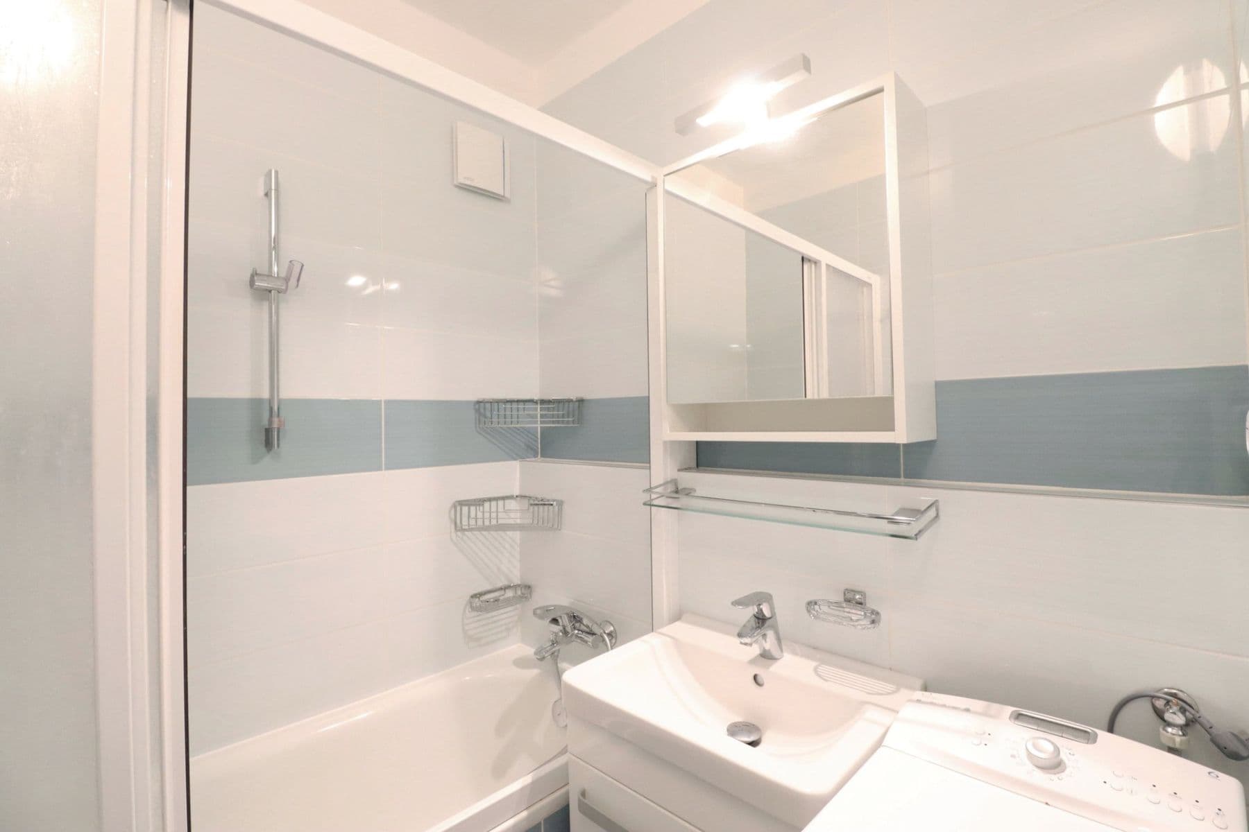 Prenájom bytu 3-izbový 65 m², Vazovova, Praha, Praha Prenájom bytu 3-izbový 65 m², Vazovova, Praha, Praha