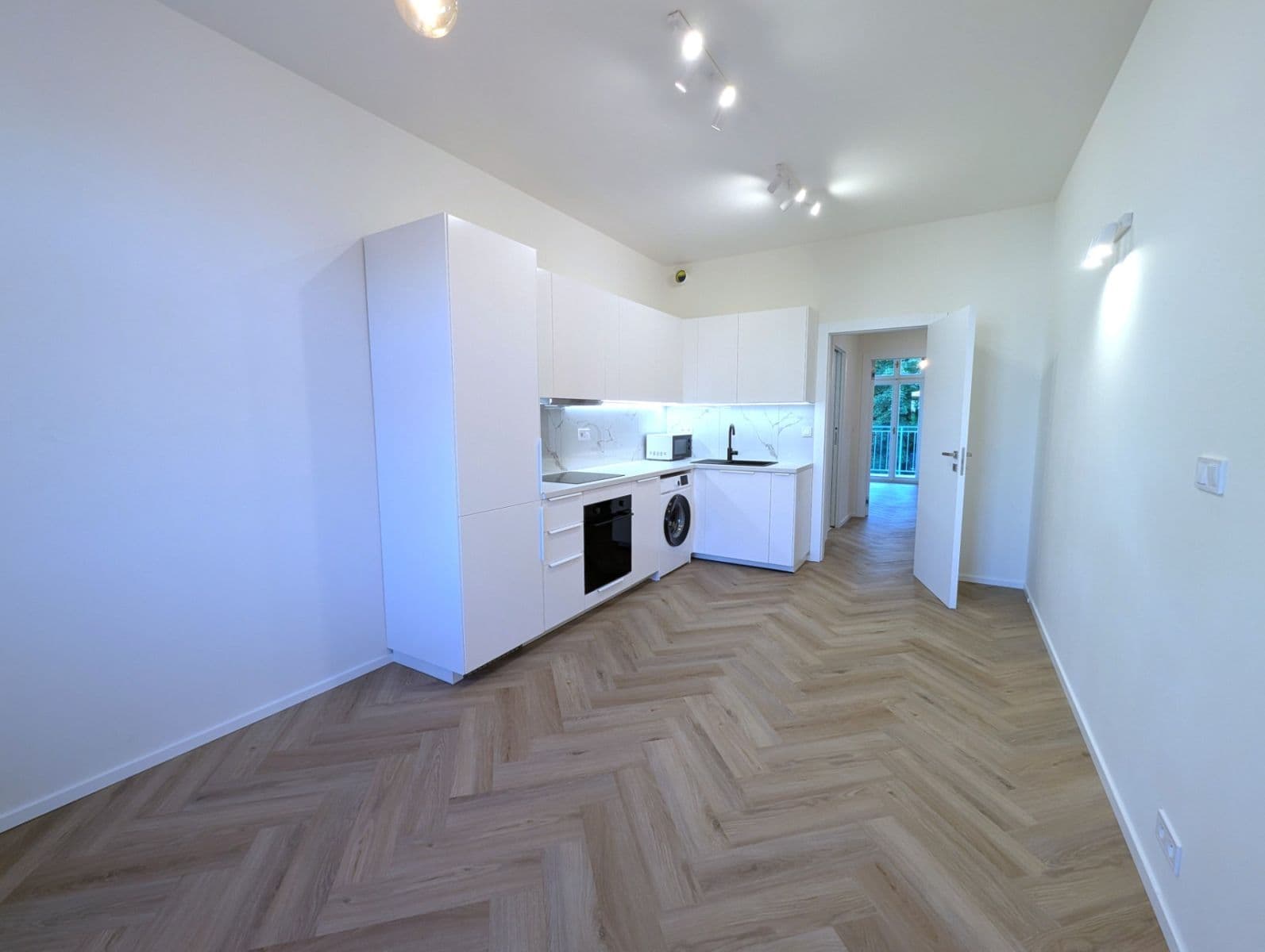 Prenájom bytu 2-izbový 51 m², Bořivojova, Praha, Praha Prenájom bytu 2-izbový 51 m², Bořivojova, Praha, Praha