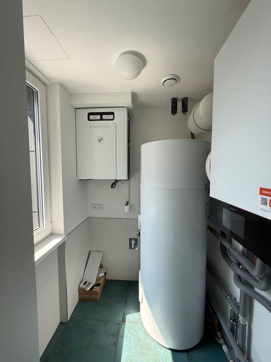 Prenájom bytu 3-izbový 71 m², Dubečská, Praha, Praha Prenájom bytu 3-izbový 71 m², Dubečská, Praha, Praha
