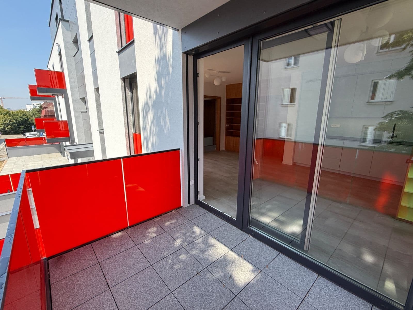 Prenájom bytu 3-izbový 71 m², Dubečská, Praha, Praha Prenájom bytu 3-izbový 71 m², Dubečská, Praha, Praha