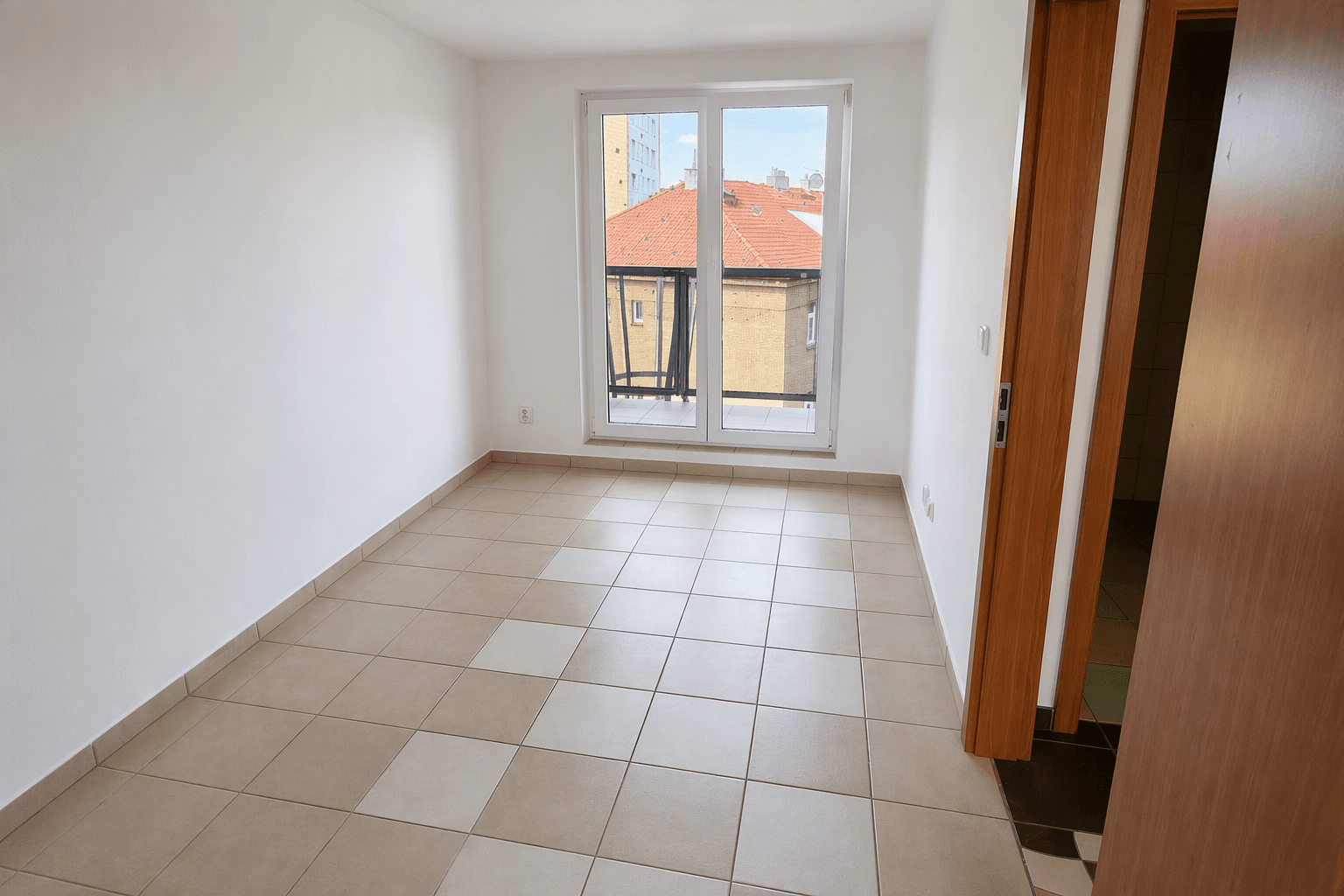 Prenájom bytu 4-izbový 109 m², Pod Lipami, Praha, Praha Prenájom bytu 4-izbový 109 m², Pod Lipami, Praha, Praha
