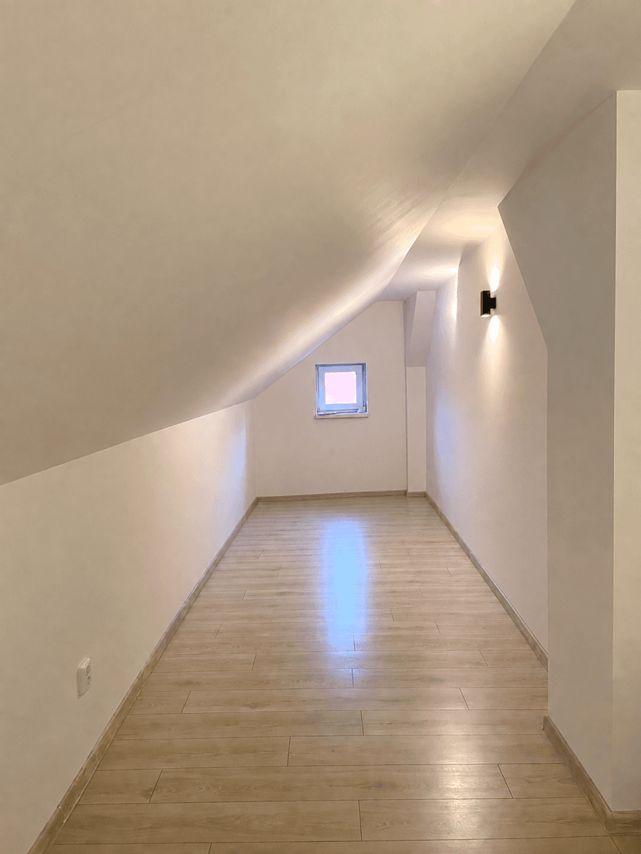 Prenájom bytu 4-izbový 118 m², Hlučínská, Ostrava, Moravskoslezský kraj Prenájom bytu 4-izbový 118 m², Hlučínská, Ostrava, Moravskoslezský kraj