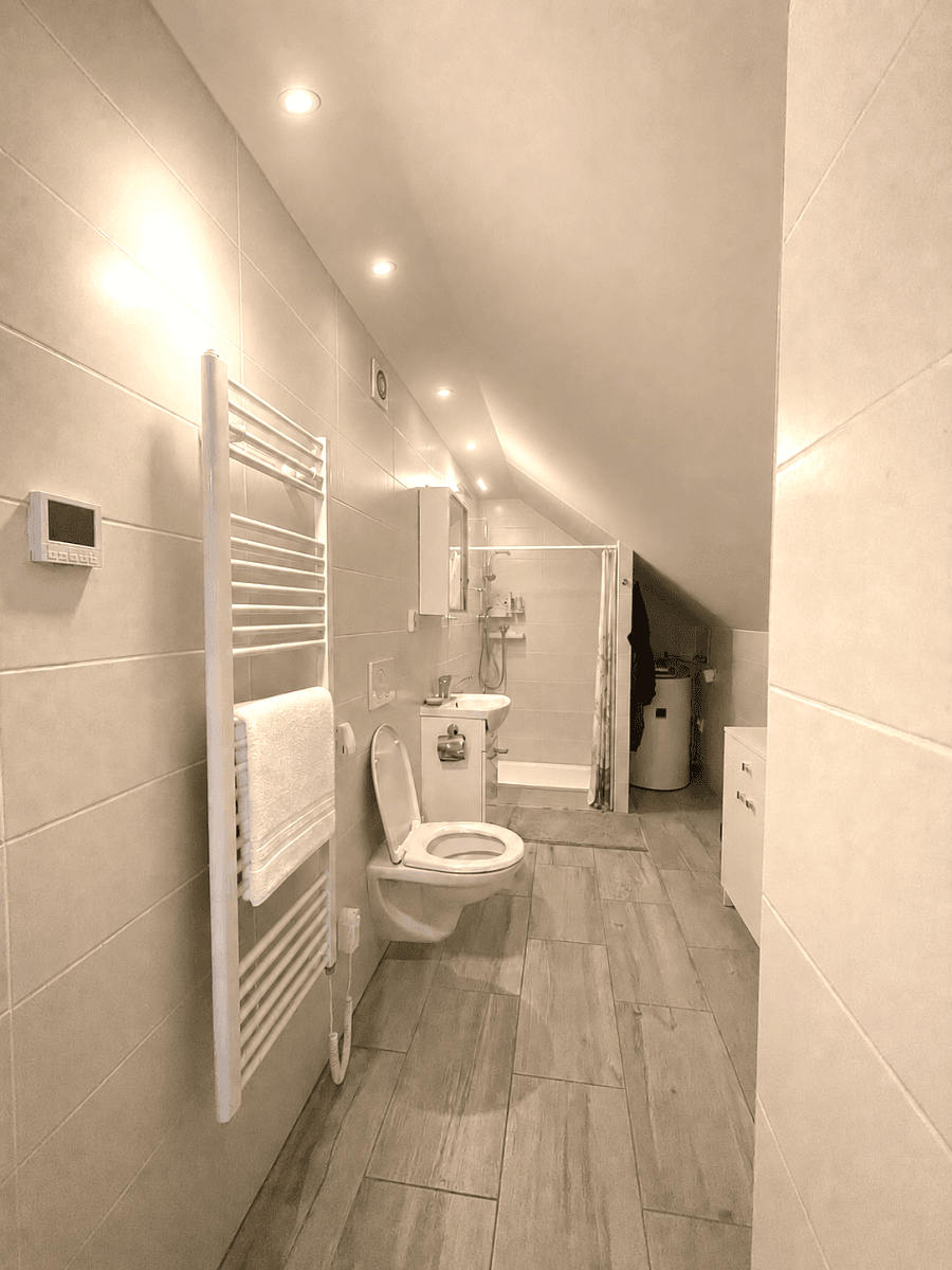 Prenájom bytu 4-izbový 118 m², Hlučínská, Ostrava, Moravskoslezský kraj Prenájom bytu 4-izbový 118 m², Hlučínská, Ostrava, Moravskoslezský kraj