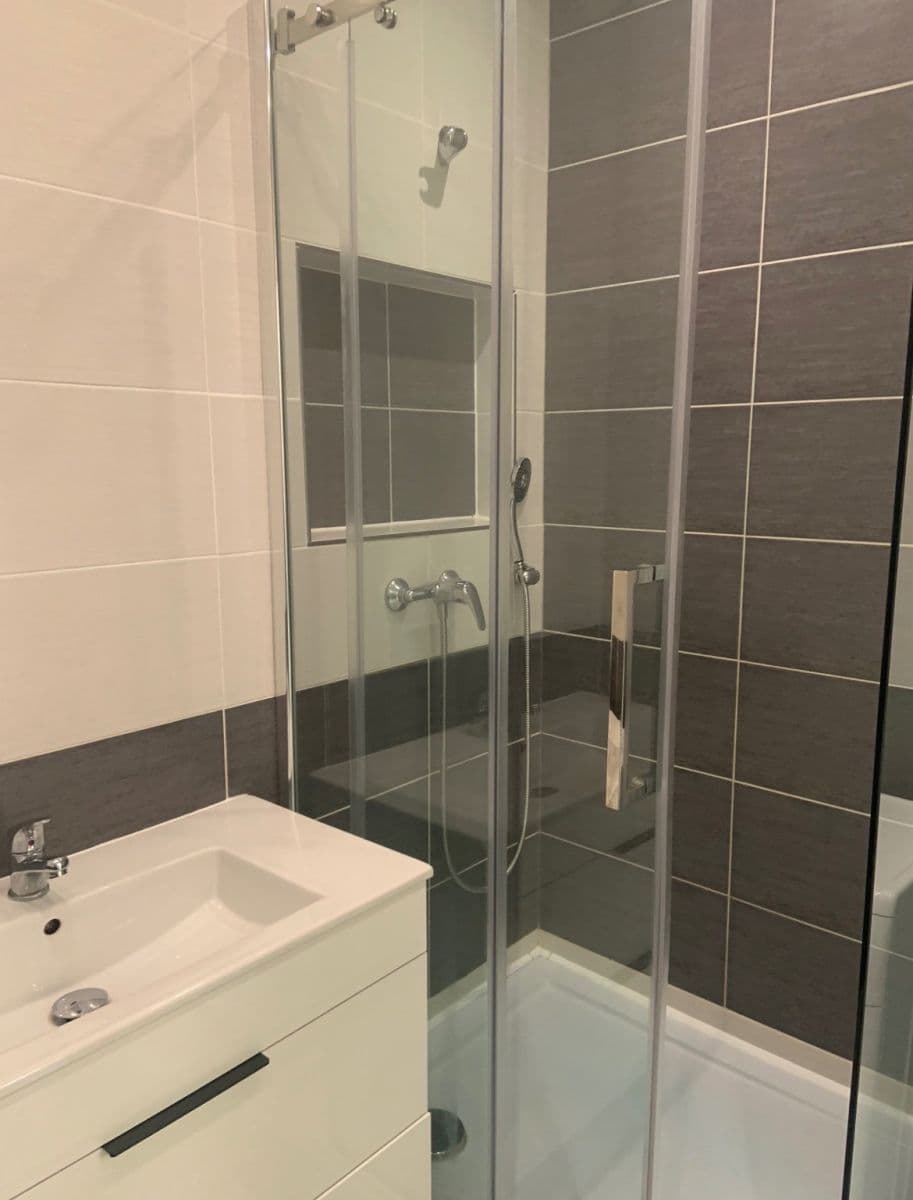 Prenájom bytu 2-izbový 55 m², Lipová, Most, Ústecký kraj Prenájom bytu 2-izbový 55 m², Lipová, Most, Ústecký kraj