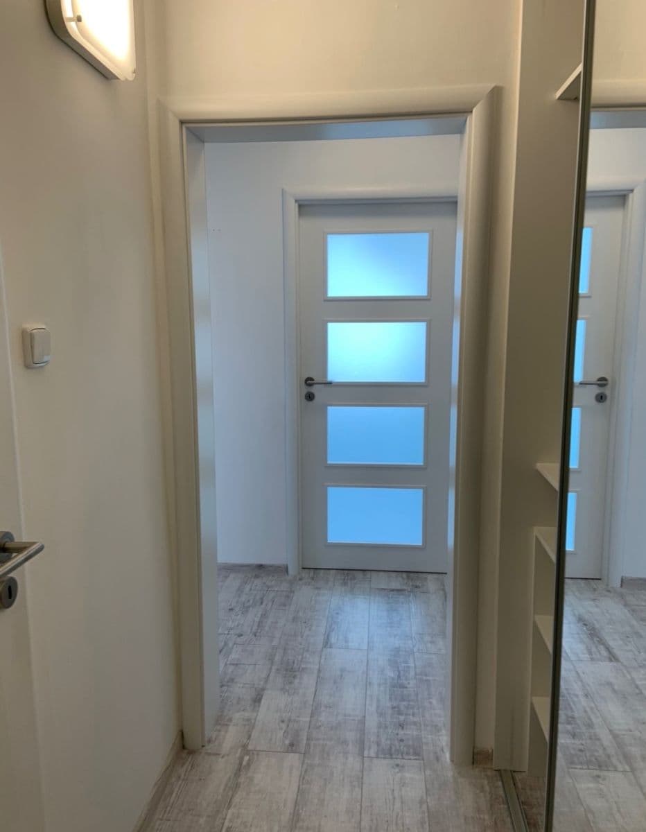 Prenájom bytu 2-izbový 55 m², Lipová, Most, Ústecký kraj Prenájom bytu 2-izbový 55 m², Lipová, Most, Ústecký kraj