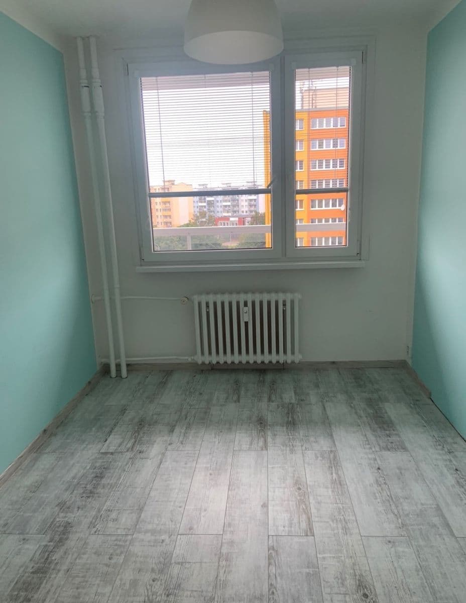 Prenájom bytu 2-izbový 55 m², Lipová, Most, Ústecký kraj Prenájom bytu 2-izbový 55 m², Lipová, Most, Ústecký kraj