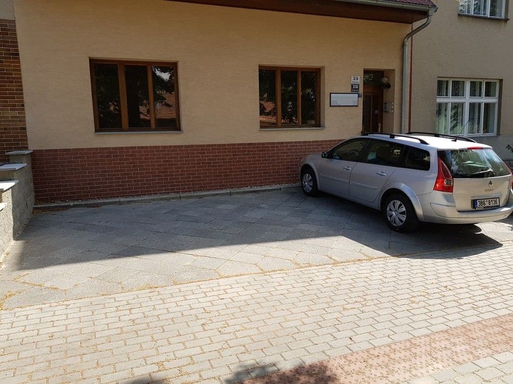 Prenájom nebytového priestoru 90 m², Vančurova, Brno, Jihomoravský kraj Prenájom nebytového priestoru 90 m², Vančurova, Brno, Jihomoravský kraj