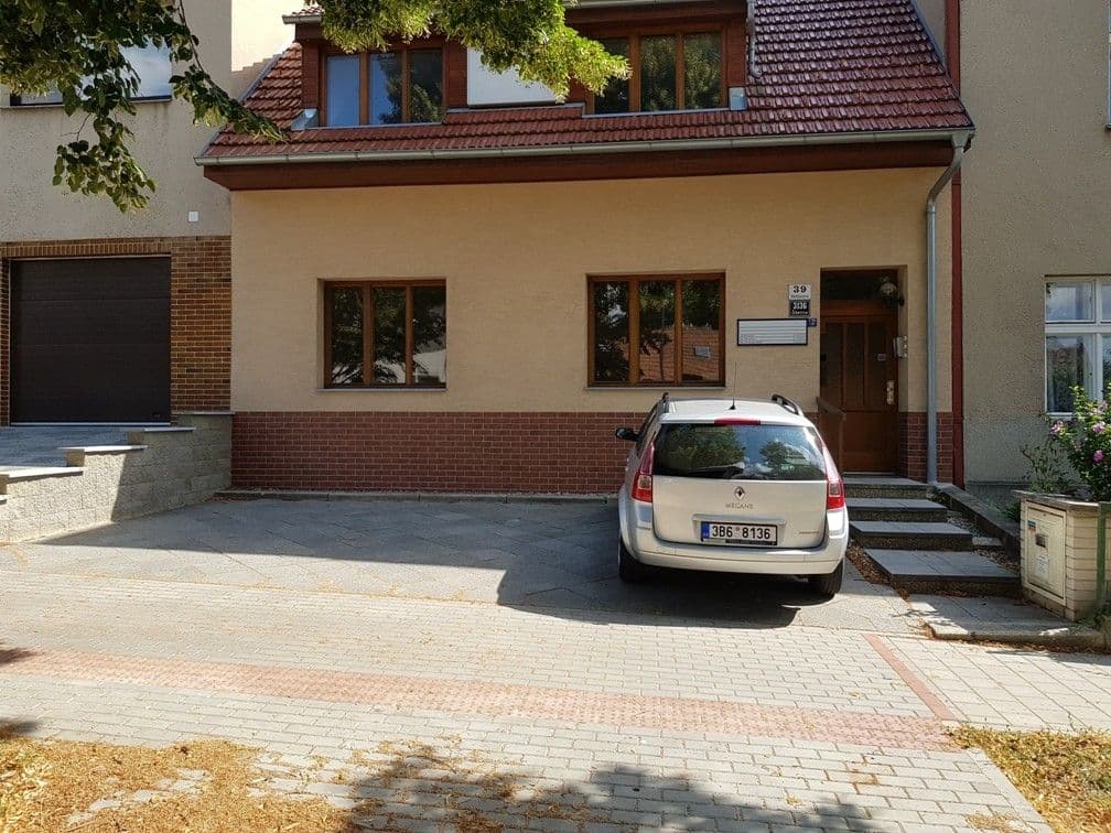 Prenájom nebytového priestoru 90 m², Vančurova, Brno, Jihomoravský kraj Prenájom nebytového priestoru 90 m², Vančurova, Brno, Jihomoravský kraj