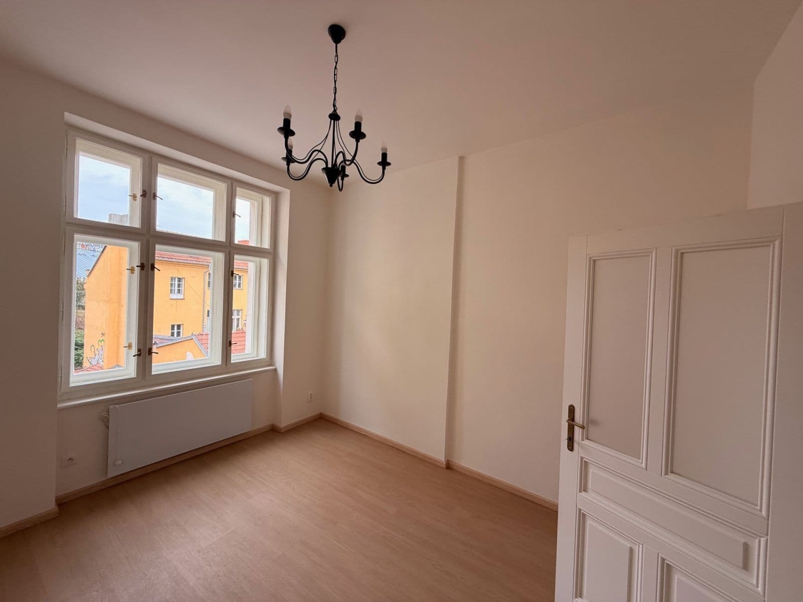 Prenájom bytu 2-izbový 52 m², Krymská, Praha, Praha Prenájom bytu 2-izbový 52 m², Krymská, Praha, Praha