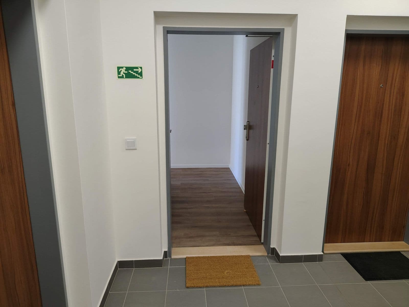 Prenájom bytu 2-izbový 48 m², Arnošta Staňka, Praha, Praha Prenájom bytu 2-izbový 48 m², Arnošta Staňka, Praha, Praha