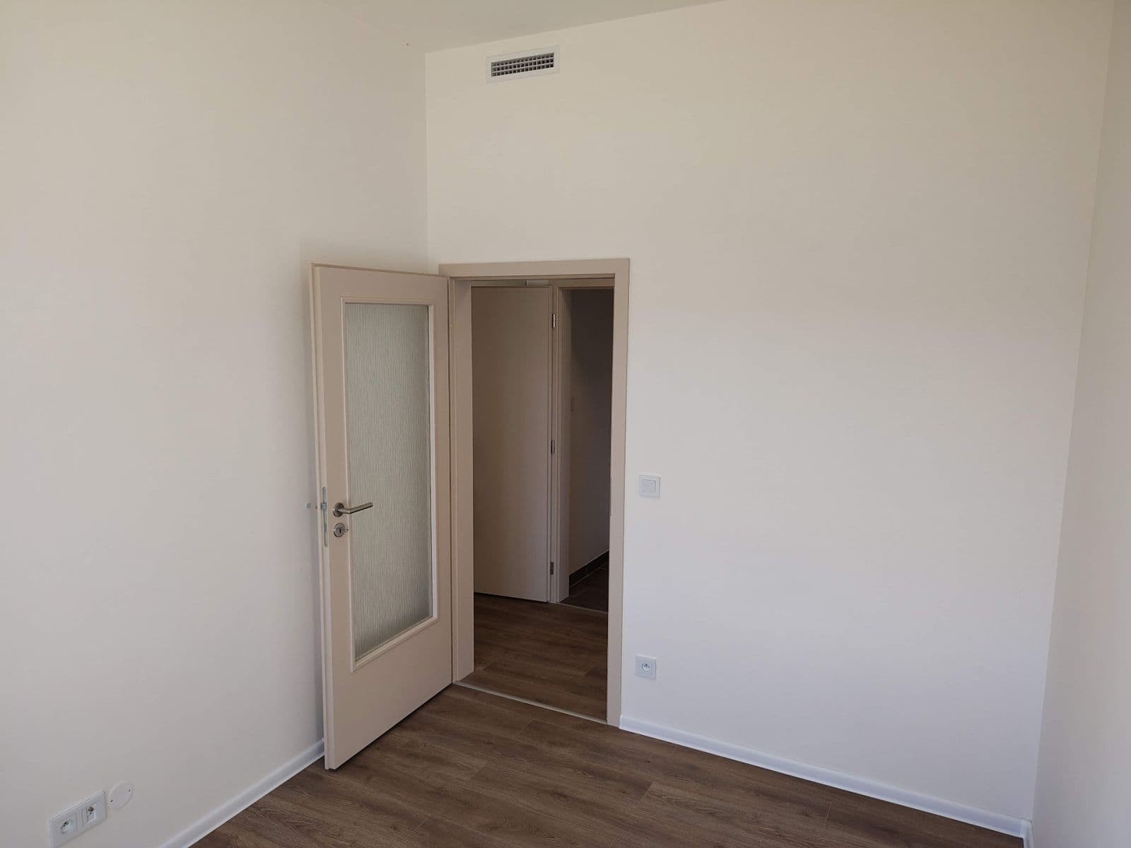 Prenájom bytu 2-izbový 48 m², Arnošta Staňka, Praha, Praha Prenájom bytu 2-izbový 48 m², Arnošta Staňka, Praha, Praha