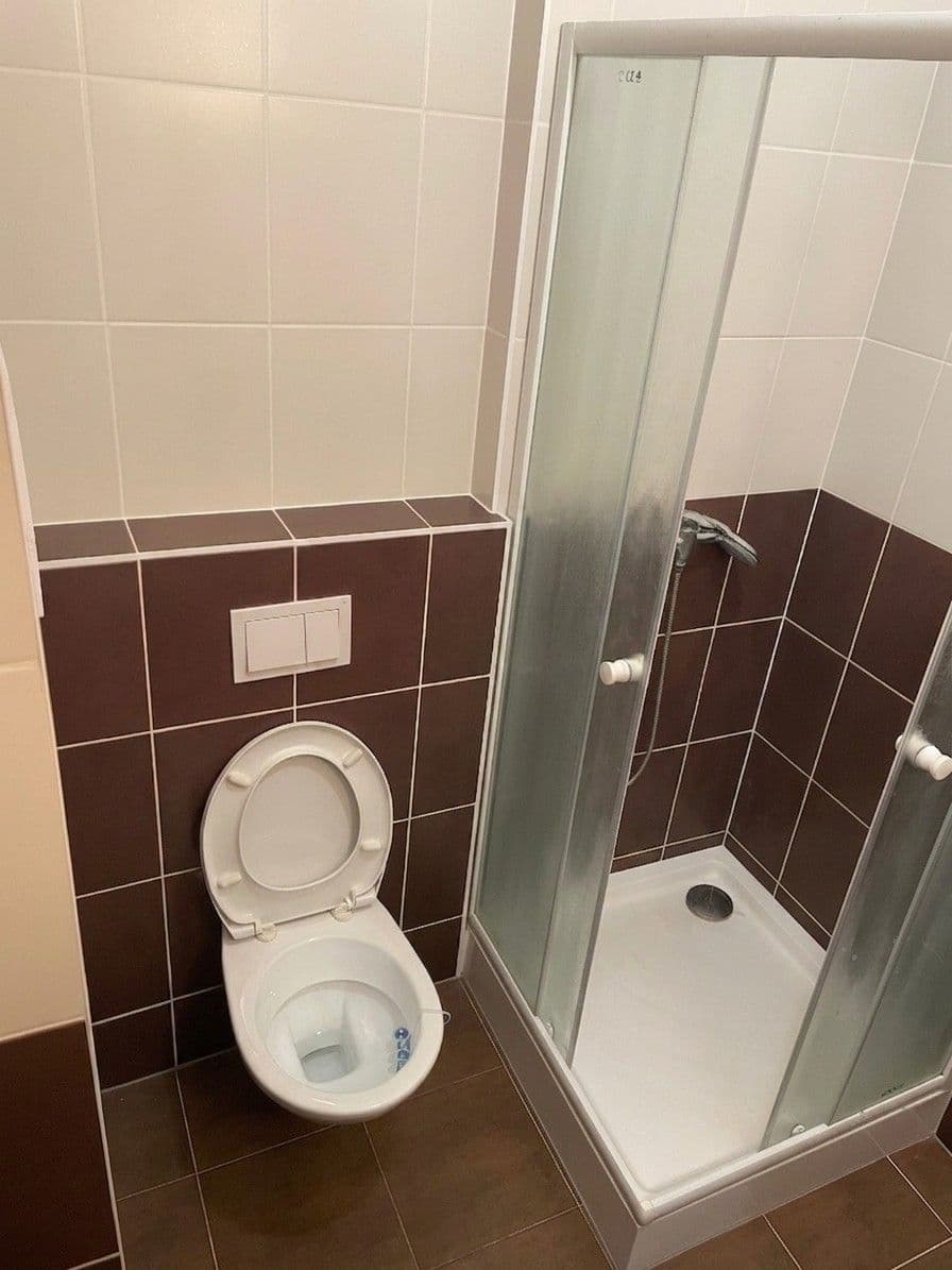 Prenájom bytu 1-izbový 30 m², Jaroslava Holečka, Kladno, Středočeský kraj Prenájom bytu 1-izbový 30 m², Jaroslava Holečka, Kladno, Středočeský kraj