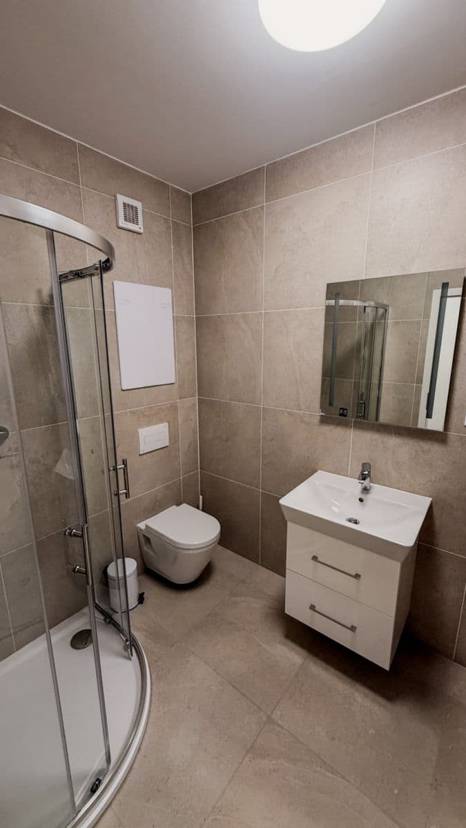 Prenájom bytu 1-izbový 32 m², Zbůch, Plzeňský kraj Prenájom bytu 1-izbový 32 m², Zbůch, Plzeňský kraj