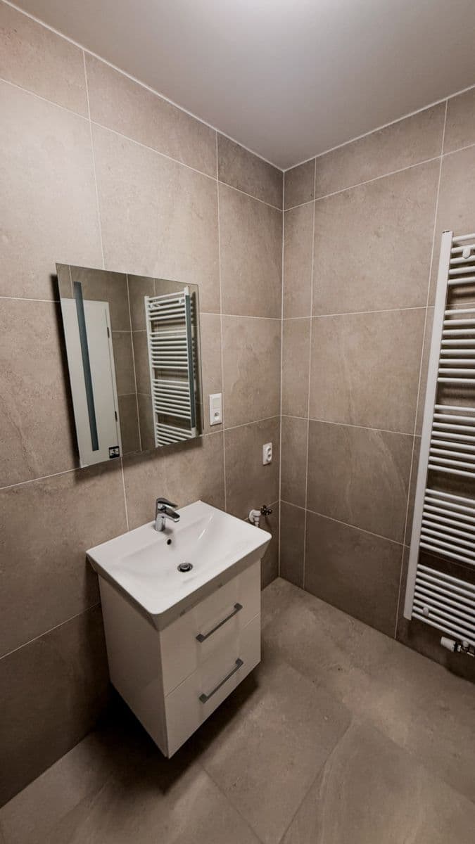 Prenájom bytu 1-izbový 32 m², Zbůch, Plzeňský kraj Prenájom bytu 1-izbový 32 m², Zbůch, Plzeňský kraj