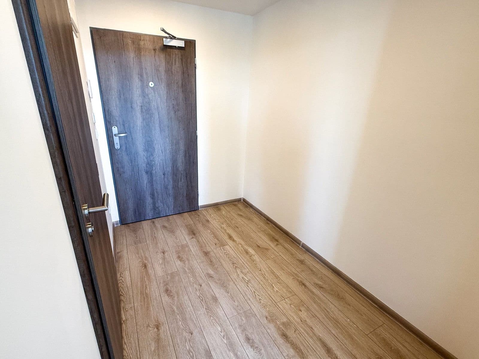 Prenájom bytu 1-izbový 30 m², Arnošta Staňka, Praha, Praha Prenájom bytu 1-izbový 30 m², Arnošta Staňka, Praha, Praha