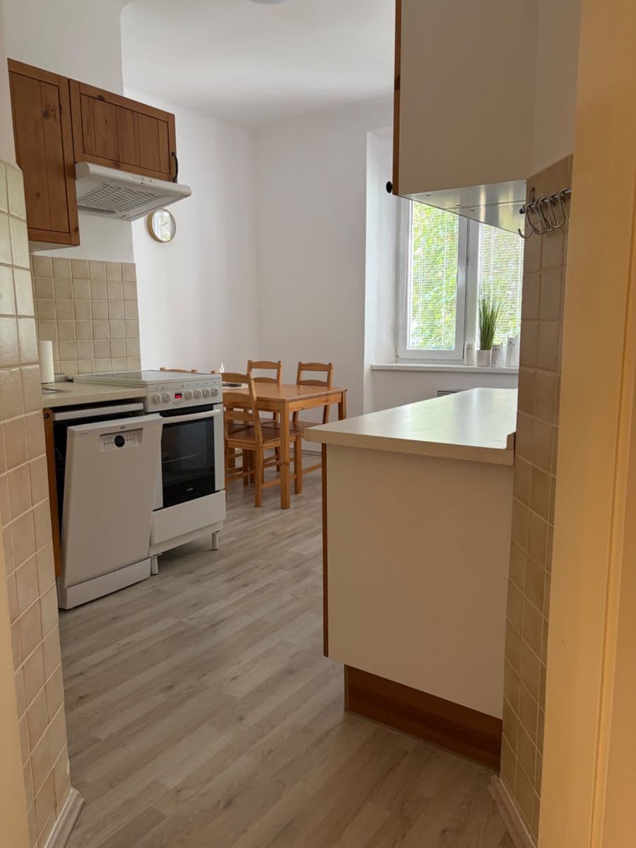 Prenájom bytu 2-izbový 70 m², Minská, Praha, Praha Prenájom bytu 2-izbový 70 m², Minská, Praha, Praha
