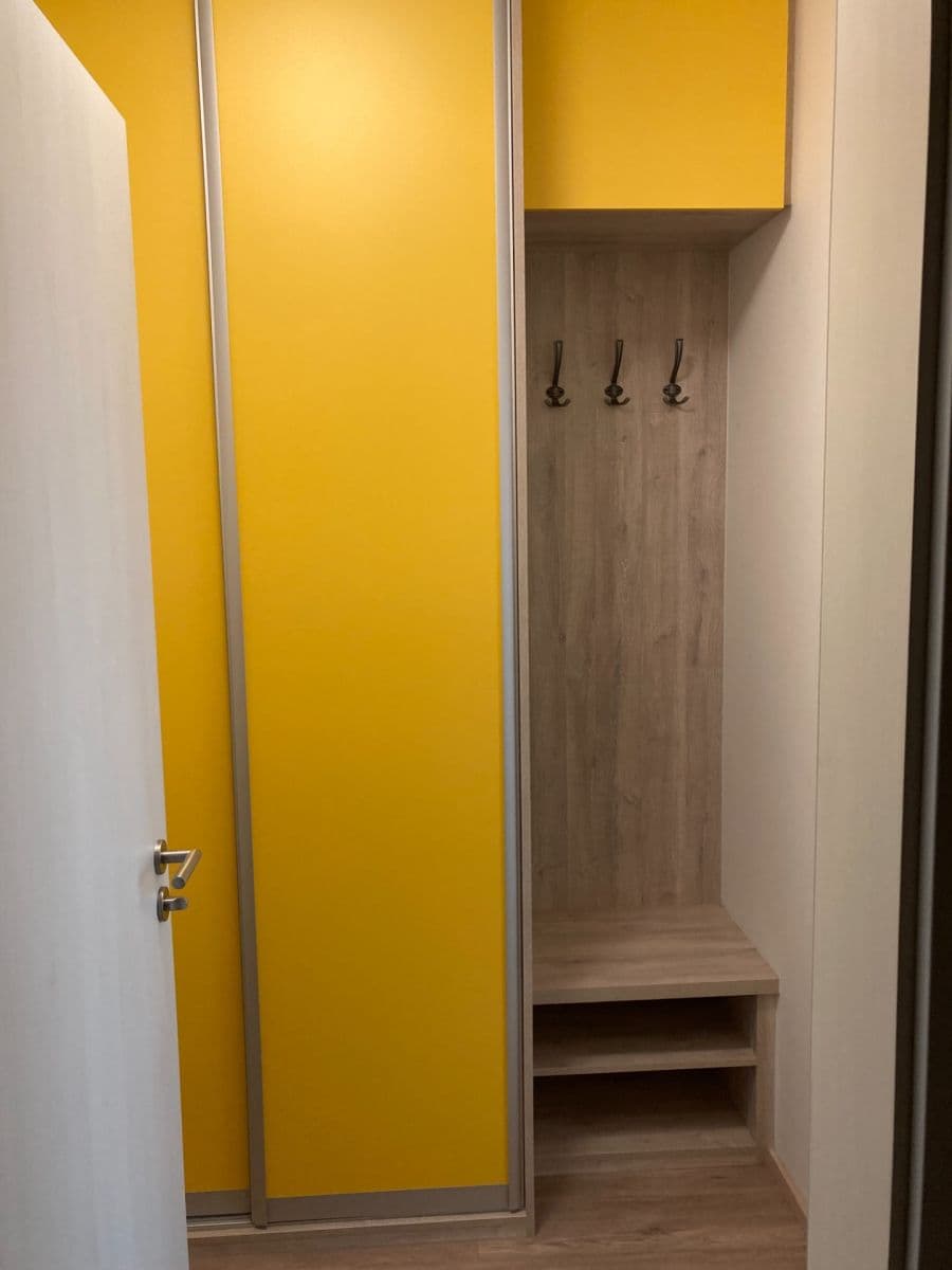 Prenájom bytu 1-izbový 31 m², Šternovská, Praha, Praha Prenájom bytu 1-izbový 31 m², Šternovská, Praha, Praha