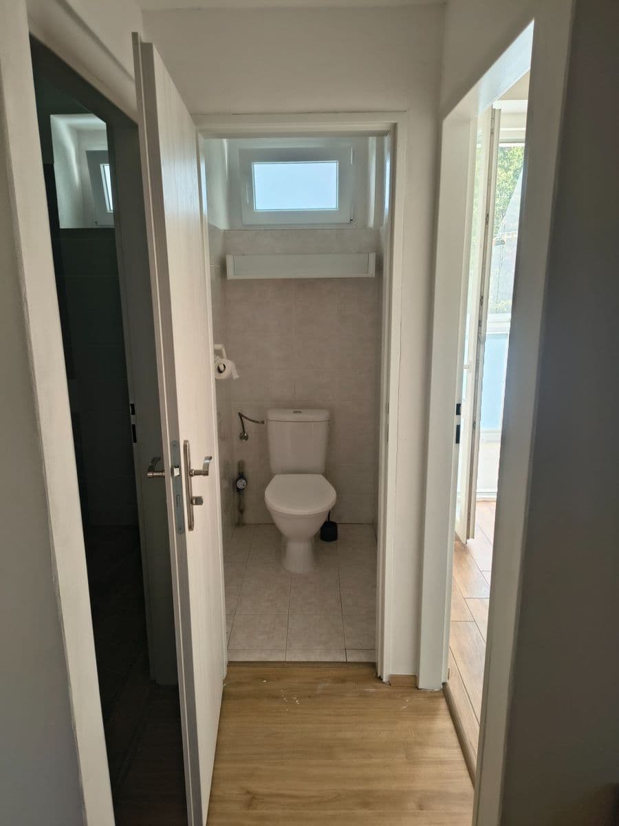 Prenájom bytu 3-izbový 74 m², Sladkovského, Kolín, Středočeský kraj Prenájom bytu 3-izbový 74 m², Sladkovského, Kolín, Středočeský kraj