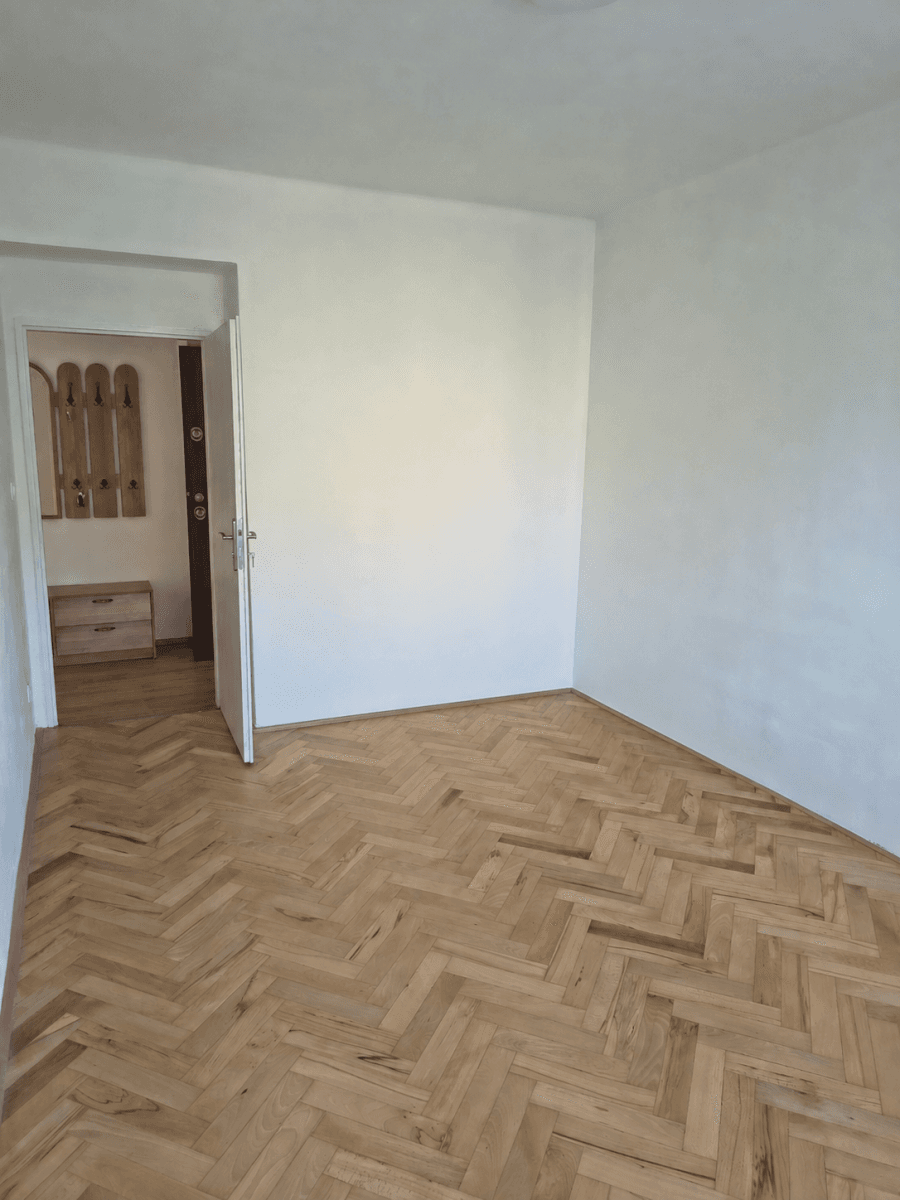 Prenájom bytu 3-izbový 74 m², Sladkovského, Kolín, Středočeský kraj Prenájom bytu 3-izbový 74 m², Sladkovského, Kolín, Středočeský kraj