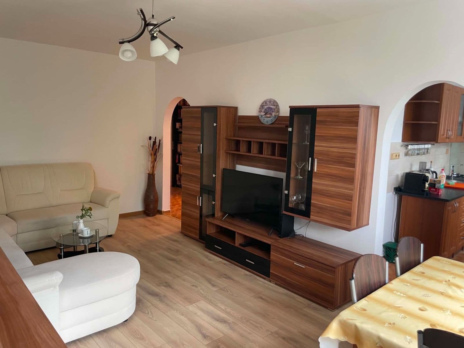 Prenájom bytu 3-izbový 74 m², Pavlovova, Poprad, Prešovský kraj Prenájom bytu 3-izbový 74 m², Pavlovova, Poprad, Prešovský kraj