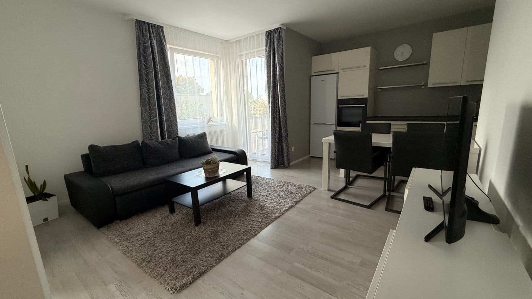 Prenájom bytu 2-izbový 49 m², Zvěřinova, Praha, Praha Prenájom bytu 2-izbový 49 m², Zvěřinova, Praha, Praha