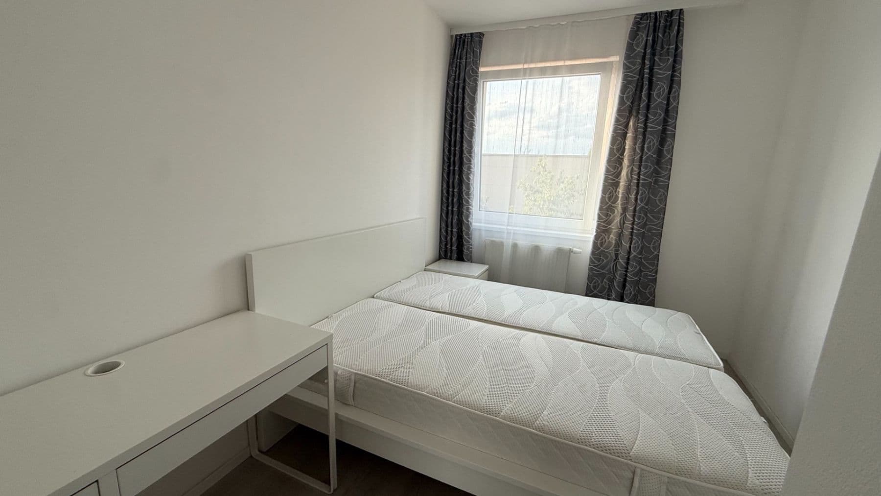 Prenájom bytu 2-izbový 49 m², Zvěřinova, Praha, Praha Prenájom bytu 2-izbový 49 m², Zvěřinova, Praha, Praha