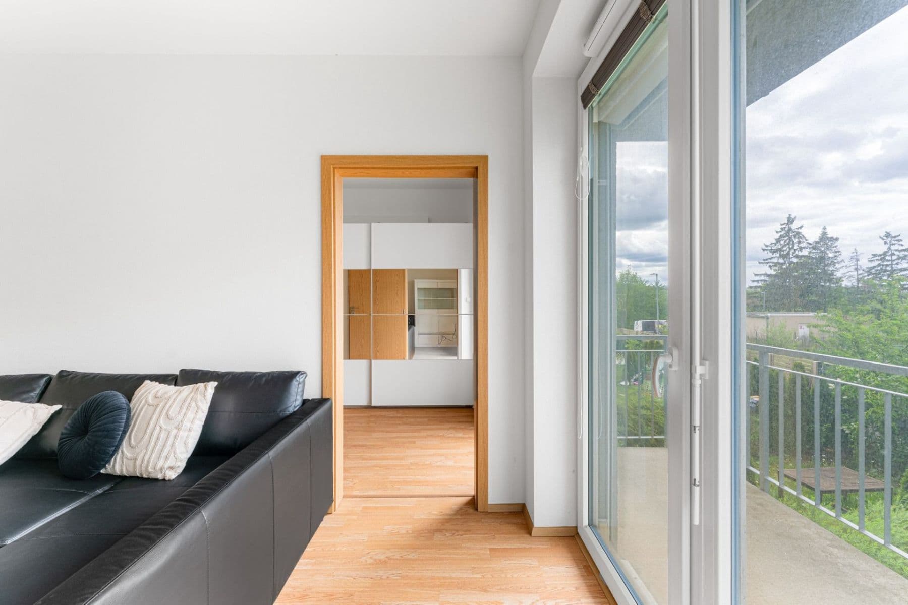 Prenájom bytu 2-izbový 52 m², Ječná, Hostivice, Středočeský kraj Prenájom bytu 2-izbový 52 m², Ječná, Hostivice, Středočeský kraj