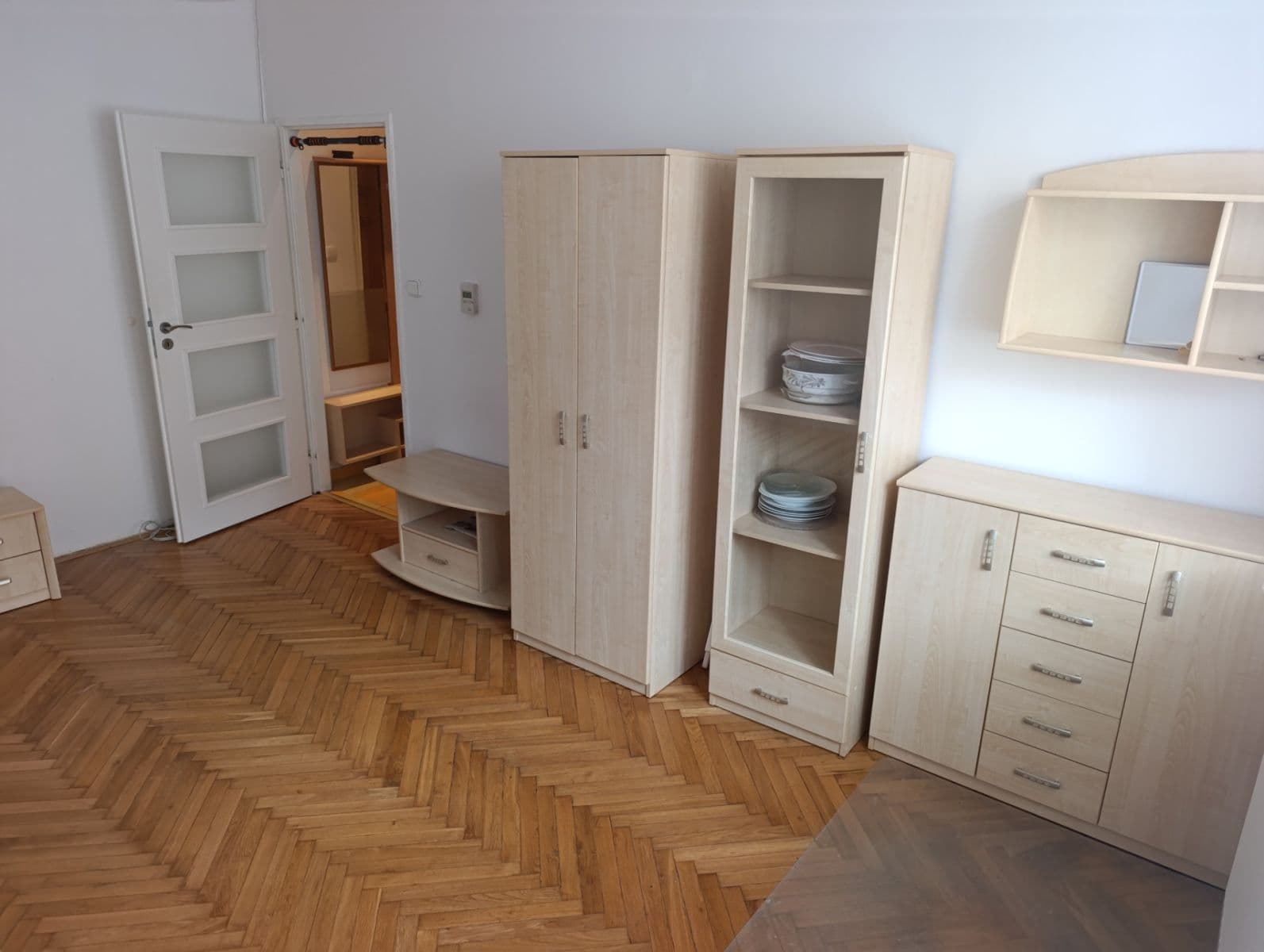 Prenájom bytu 1-izbový 26 m², Železničního pluku, Pardubice, Pardubický kraj Prenájom bytu 1-izbový 26 m², Železničního pluku, Pardubice, Pardubický kraj
