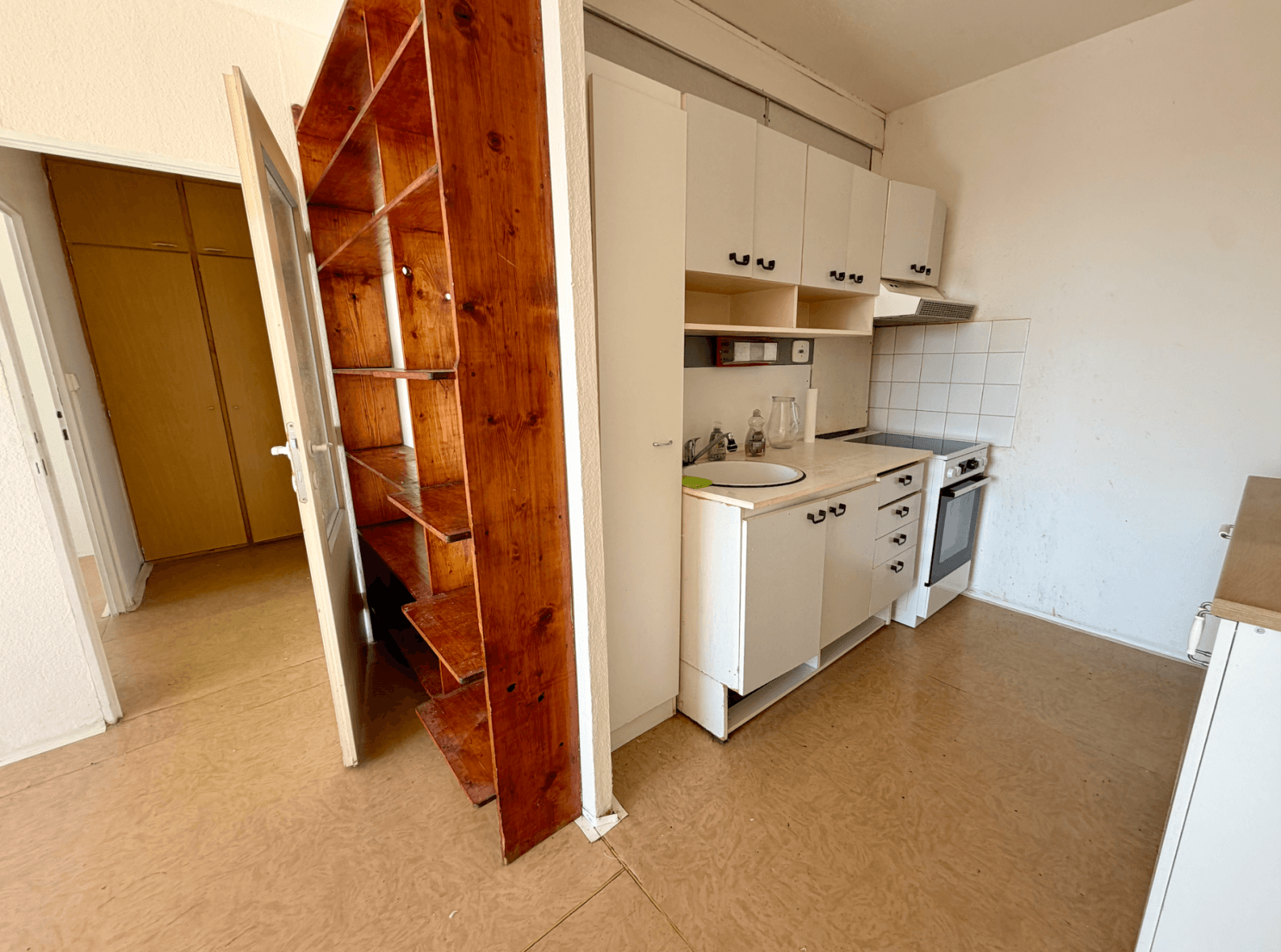 Prenájom bytu 2-izbový 43 m², Zázvorkova, Praha, Praha Prenájom bytu 2-izbový 43 m², Zázvorkova, Praha, Praha