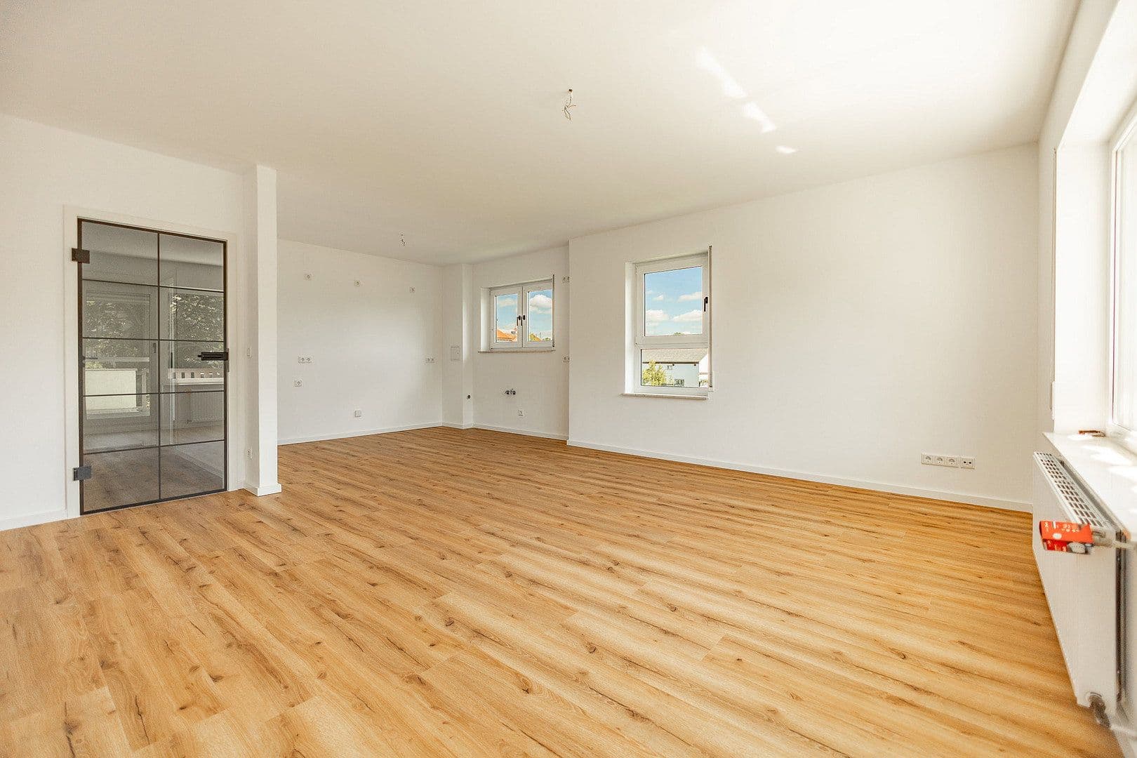 Predaj bytu 3-izbový 80 m², Lutherstraße 9c, Großröhrsdorf, Sasko Predaj bytu 3-izbový 80 m², Lutherstraße 9c, Großröhrsdorf, Sasko