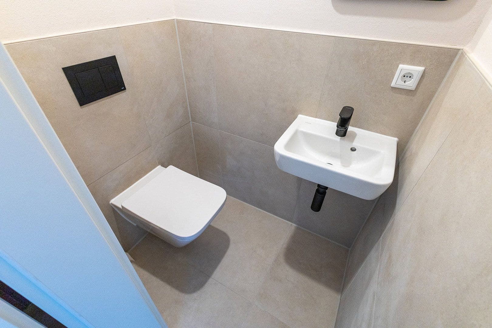 Predaj bytu 3-izbový 80 m², Lutherstraße 9c, Großröhrsdorf, Sasko Predaj bytu 3-izbový 80 m², Lutherstraße 9c, Großröhrsdorf, Sasko
