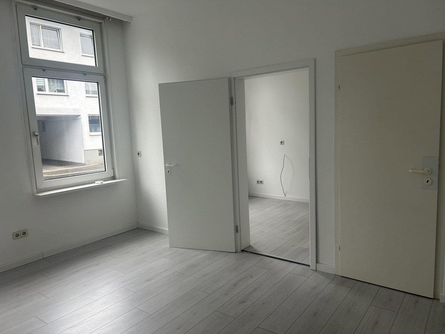 Prenájom kancelárie 100 m², Schützenstraße 28, Remscheid, Severné Porýnie - Westfálsko Prenájom kancelárie 100 m², Schützenstraße 28, Remscheid, Severné Porýnie - Westfálsko