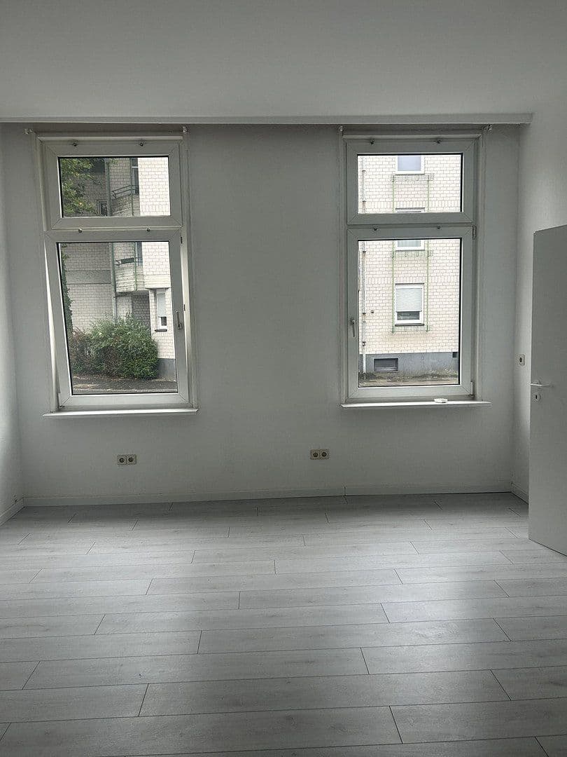 Prenájom kancelárie 100 m², Schützenstraße 28, Remscheid, Severné Porýnie - Westfálsko Prenájom kancelárie 100 m², Schützenstraße 28, Remscheid, Severné Porýnie - Westfálsko
