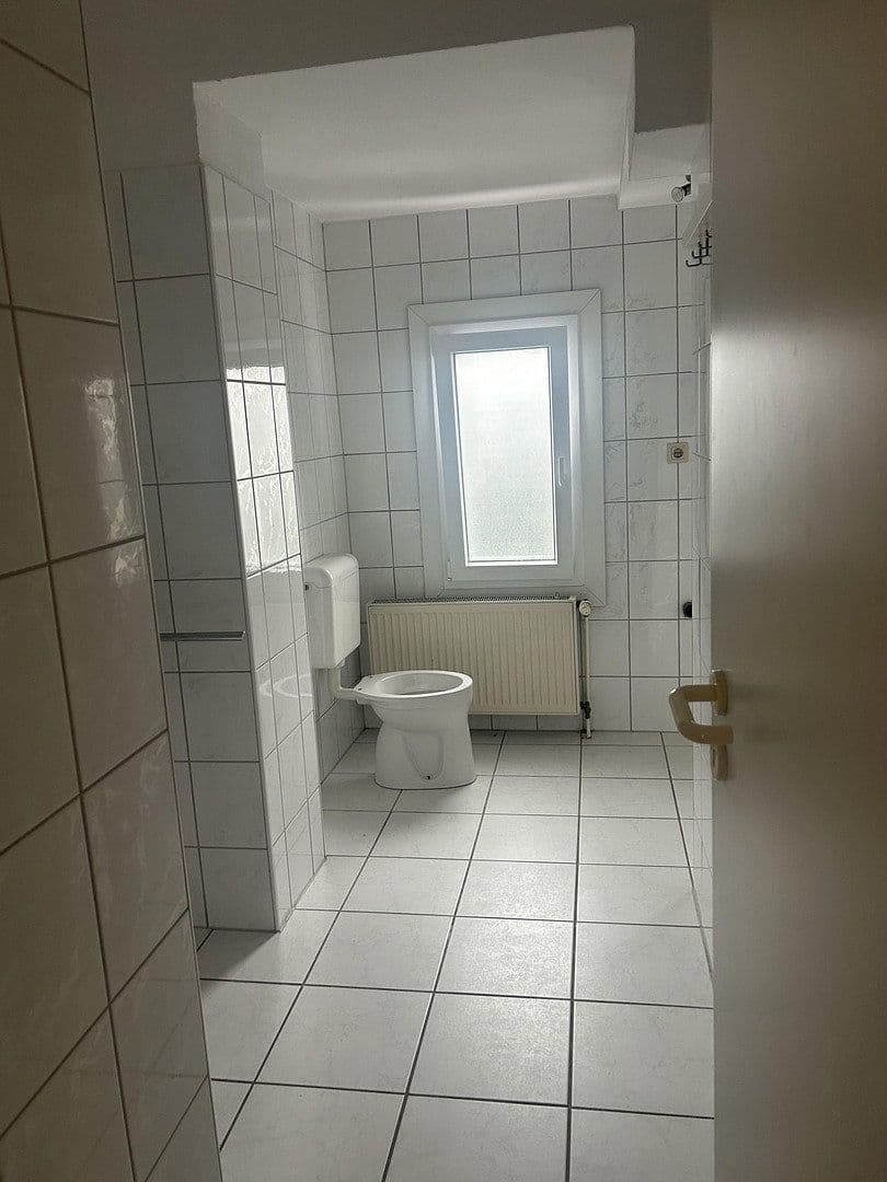 Prenájom kancelárie 100 m², Schützenstraße 28, Remscheid, Severné Porýnie - Westfálsko Prenájom kancelárie 100 m², Schützenstraße 28, Remscheid, Severné Porýnie - Westfálsko