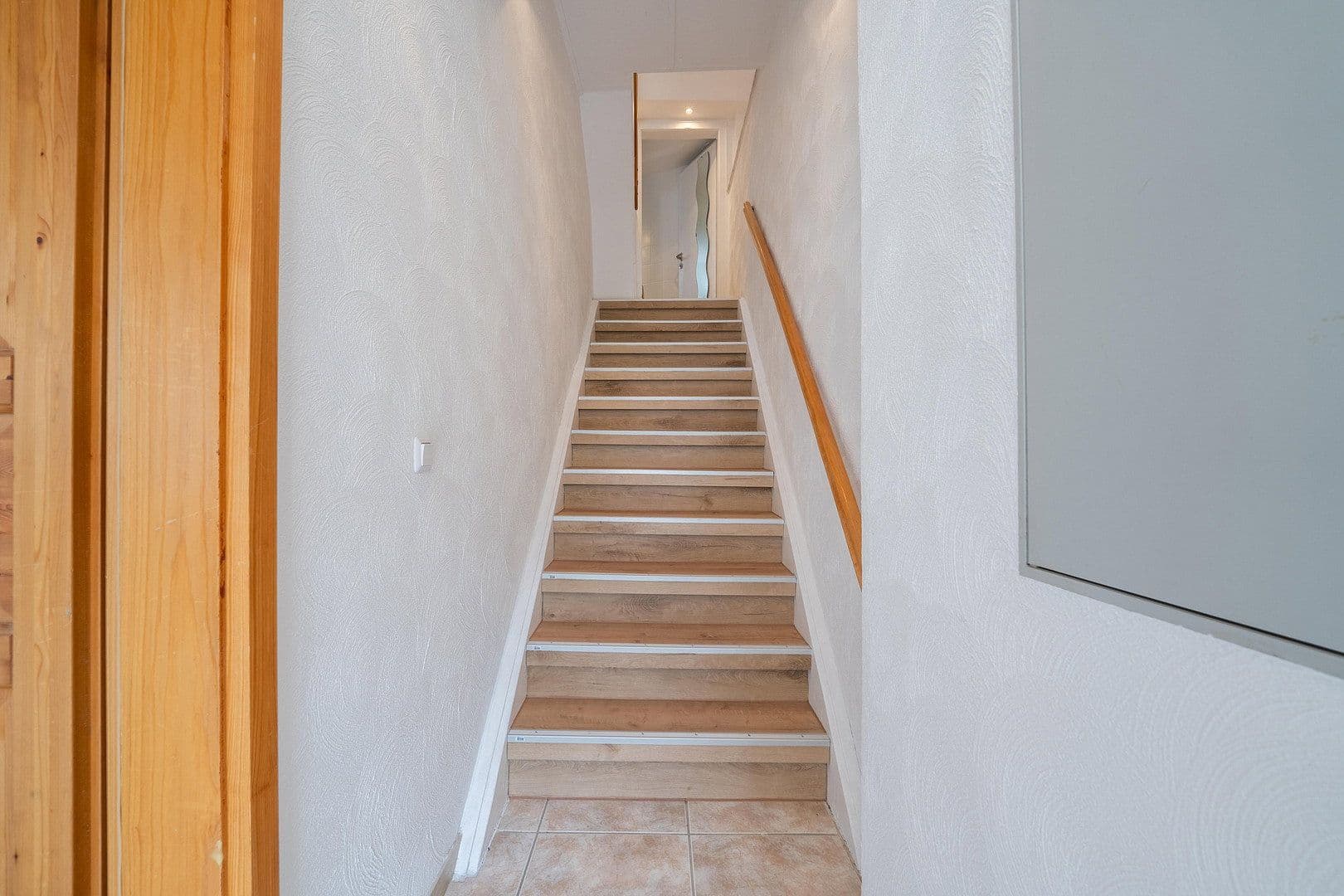 Predaj domu 146 m², pozemok 180 m², Kirchhain, Hesensko Predaj domu 146 m², pozemok 180 m², Kirchhain, Hesensko