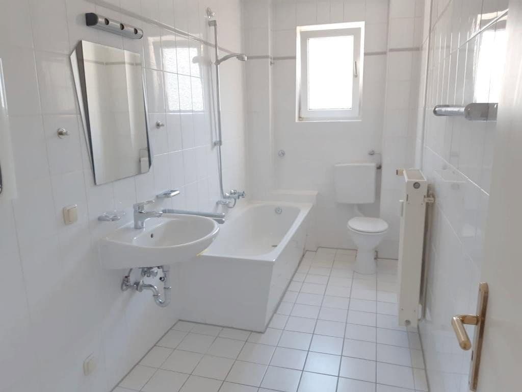 Prenájom bytu 2-izbový 62 m², Mainz, Porýnie-Falcko Prenájom bytu 2-izbový 62 m², Mainz, Porýnie-Falcko