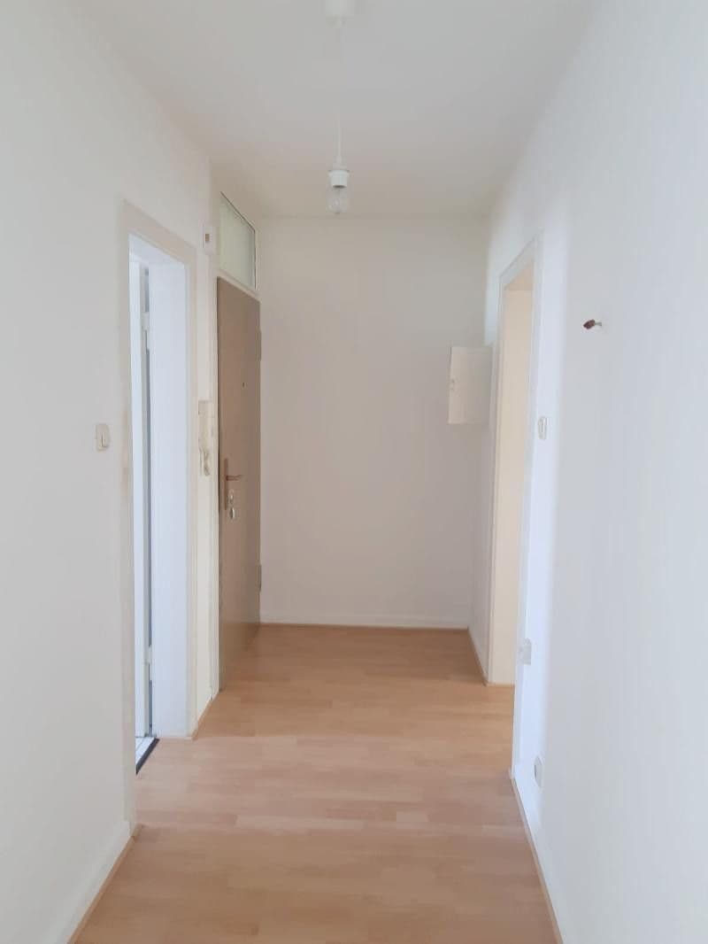 Prenájom bytu 2-izbový 62 m², Mainz, Porýnie-Falcko Prenájom bytu 2-izbový 62 m², Mainz, Porýnie-Falcko