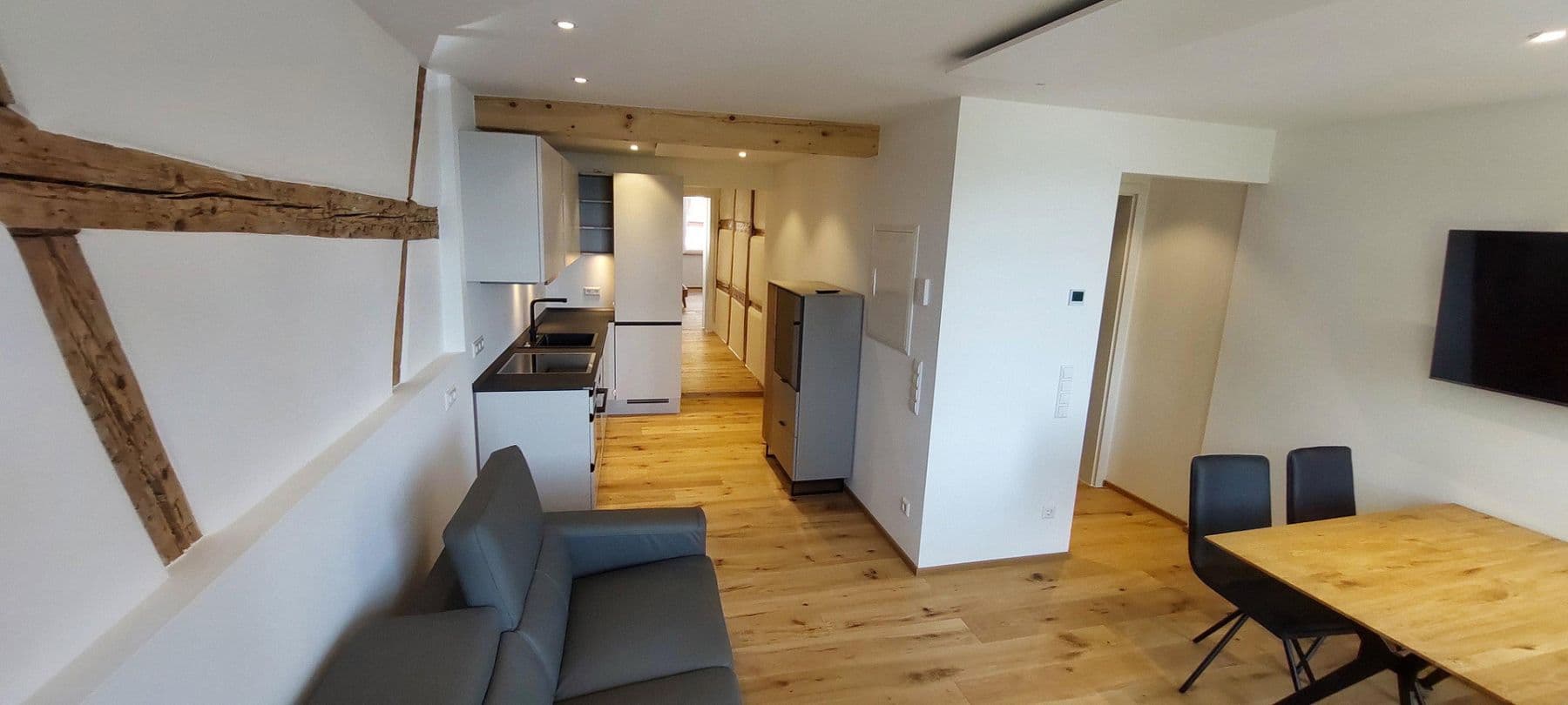 Prenájom bytu 3-izbový 60 m², Winzergasse 20, Meersburg, Bádensko-Wurttembersko Prenájom bytu 3-izbový 60 m², Winzergasse 20, Meersburg, Bádensko-Wurttembersko