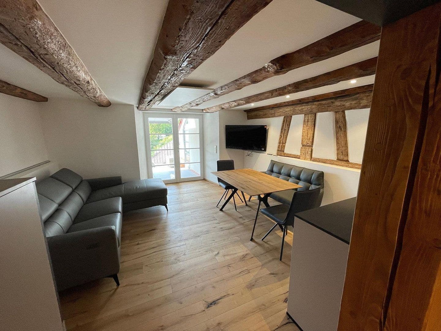 Prenájom bytu 3-izbový 60 m², Winzergasse 20, Meersburg, Bádensko-Wurttembersko Prenájom bytu 3-izbový 60 m², Winzergasse 20, Meersburg, Bádensko-Wurttembersko