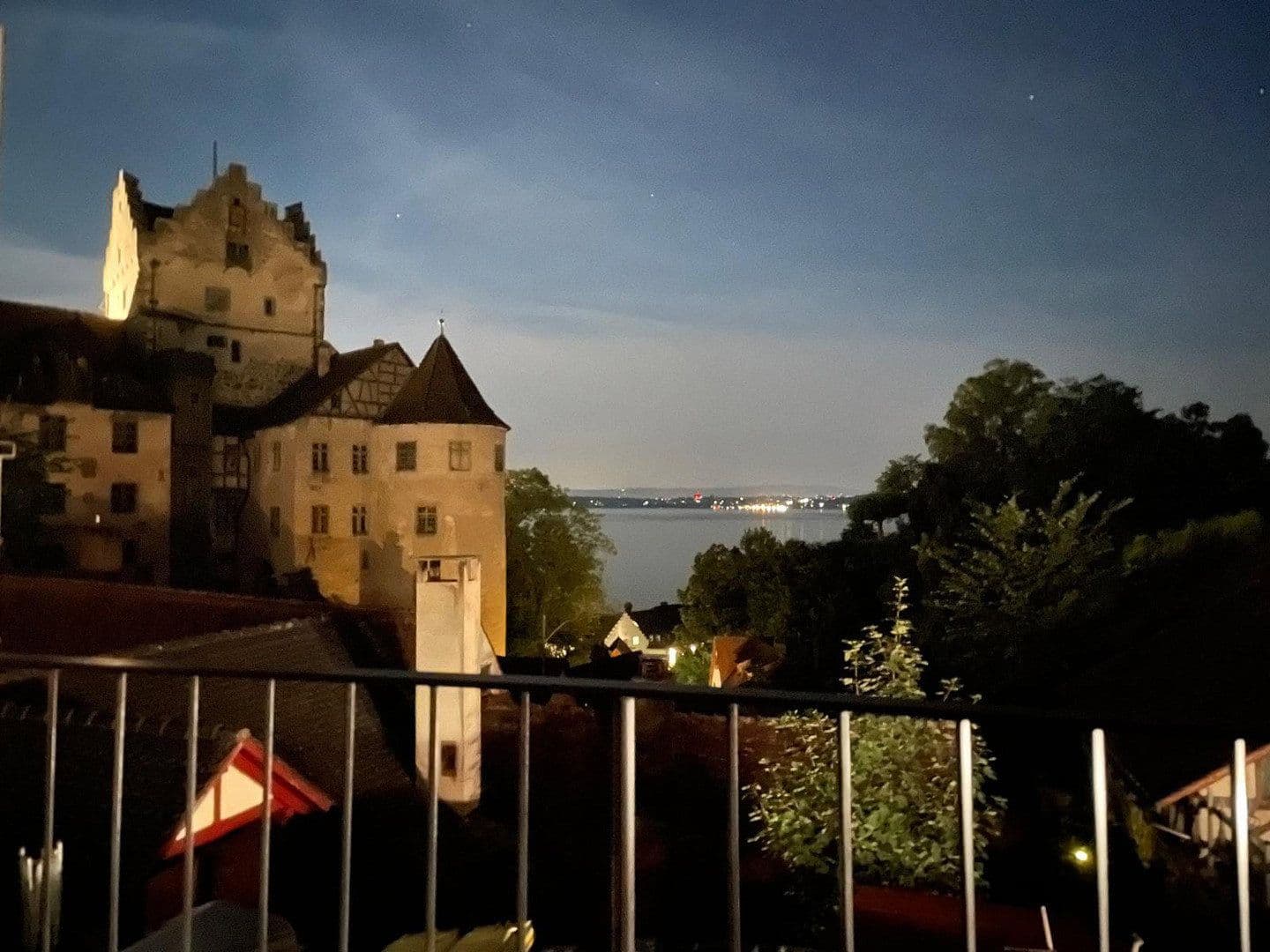 Prenájom bytu 3-izbový 60 m², Winzergasse 20, Meersburg, Bádensko-Wurttembersko Prenájom bytu 3-izbový 60 m², Winzergasse 20, Meersburg, Bádensko-Wurttembersko
