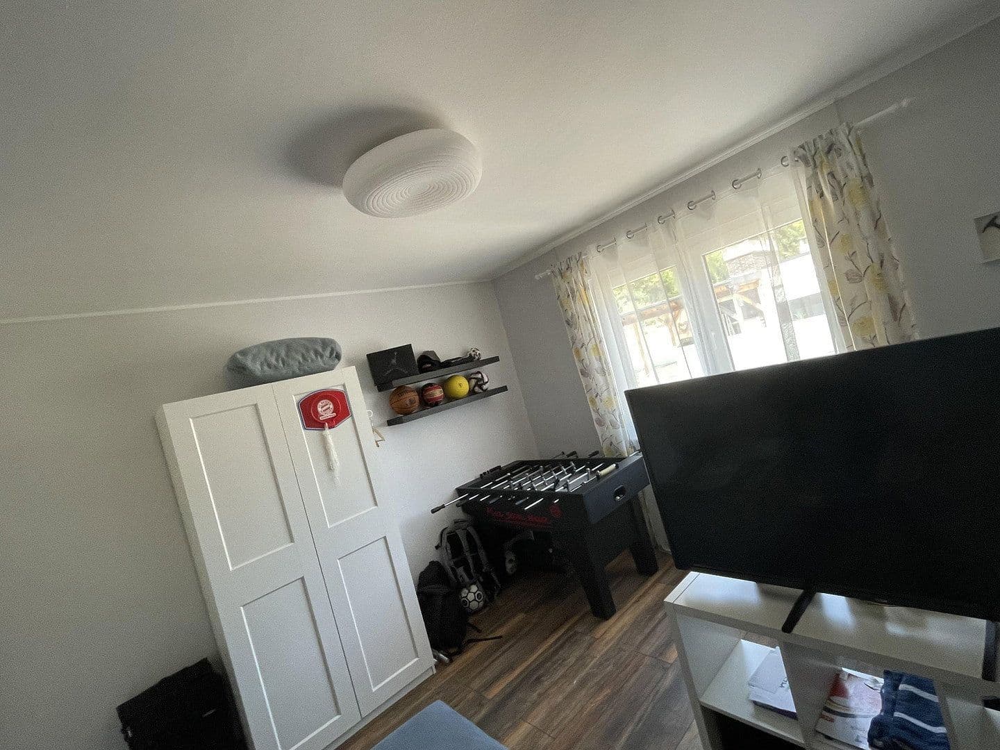 Predaj domu 195 m², pozemok 1.080 m², Föhren, Porýnie-Falcko Predaj domu 195 m², pozemok 1.080 m², Föhren, Porýnie-Falcko