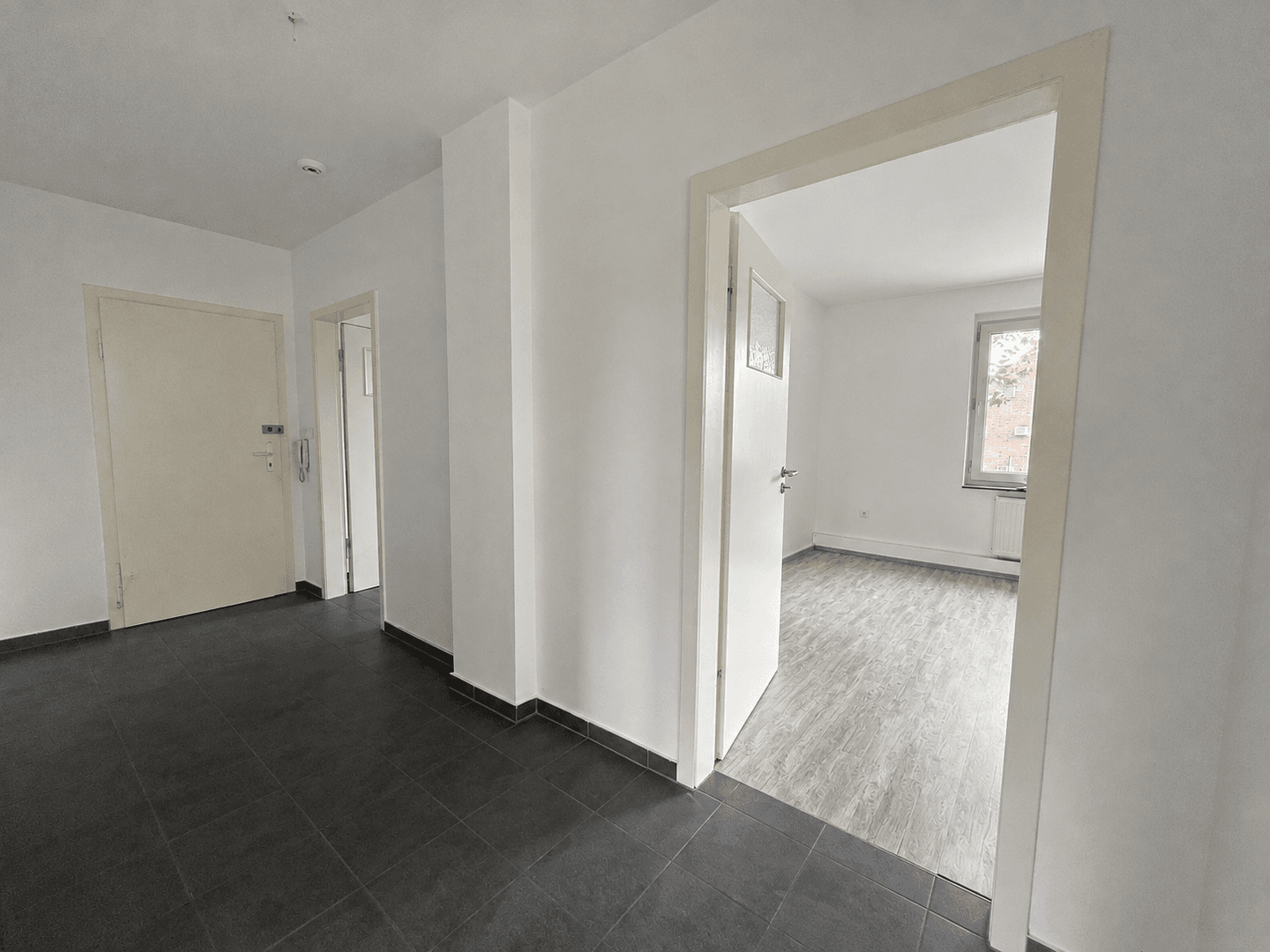 Prenájom bytu 2-izbový 56 m², Hagenstr. 65, Oberhausen, Severné Porýnie - Westfálsko Prenájom bytu 2-izbový 56 m², Hagenstr. 65, Oberhausen, Severné Porýnie - Westfálsko
