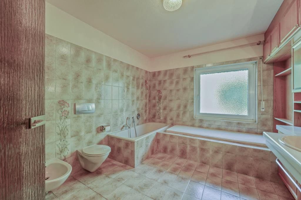 Predaj domu 323 m², pozemok 1.087 m², Lübeck, Šlezvicko-Holštajnsko Predaj domu 323 m², pozemok 1.087 m², Lübeck, Šlezvicko-Holštajnsko