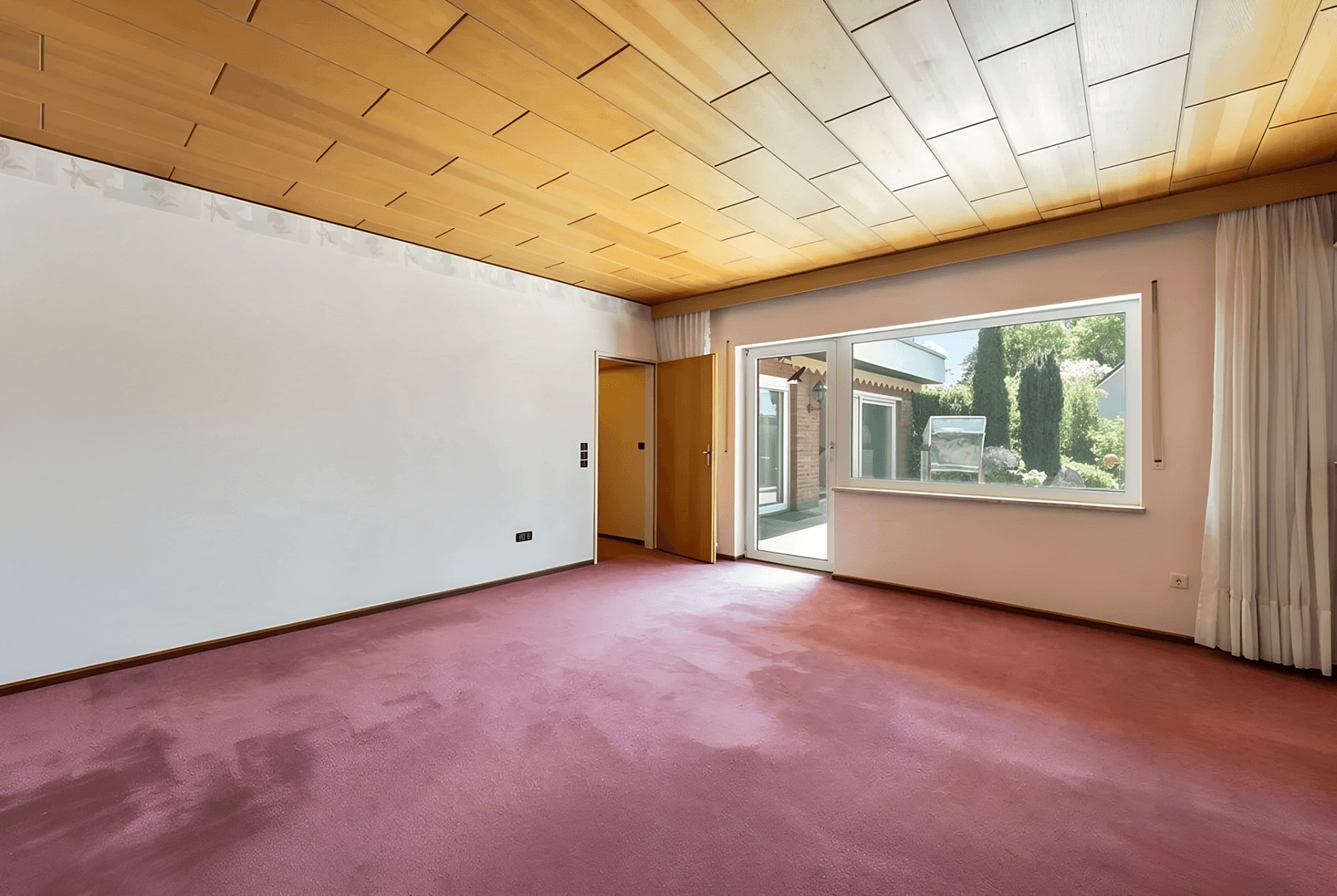 Predaj domu 323 m², pozemok 1.087 m², Lübeck, Šlezvicko-Holštajnsko Predaj domu 323 m², pozemok 1.087 m², Lübeck, Šlezvicko-Holštajnsko