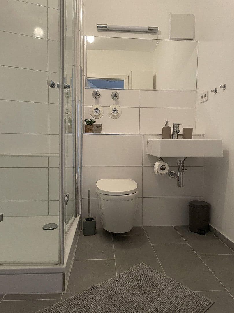 Prenájom bytu 2-izbový 65 m², Musäusstraße, Köln, Severné Porýnie - Westfálsko Prenájom bytu 2-izbový 65 m², Musäusstraße, Köln, Severné Porýnie - Westfálsko