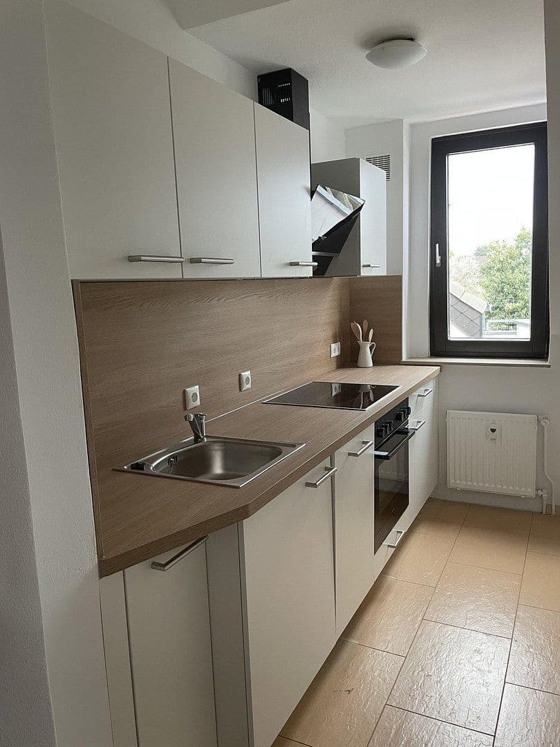 Prenájom bytu 2-izbový 65 m², Musäusstraße, Köln, Severné Porýnie - Westfálsko Prenájom bytu 2-izbový 65 m², Musäusstraße, Köln, Severné Porýnie - Westfálsko